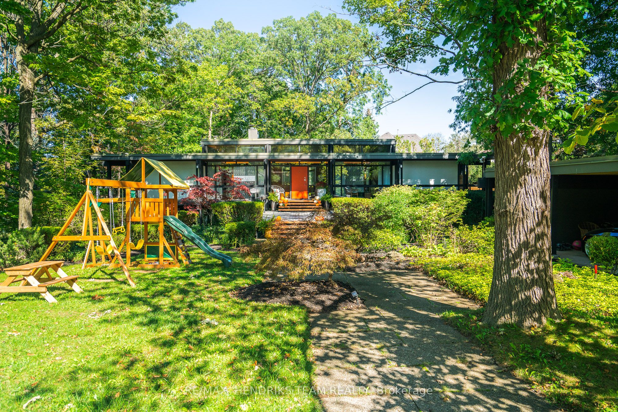 15 WOOD DALE Drive, St. Catharines, ON L2T 1Y9 photo 3