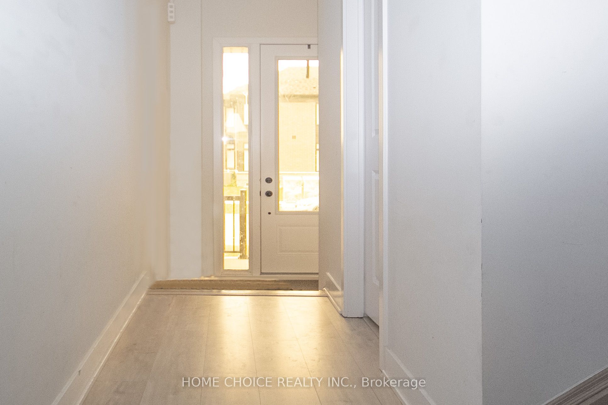 639 Pollock Grove E, Peterborough, ON K9K 0J6 photo 4