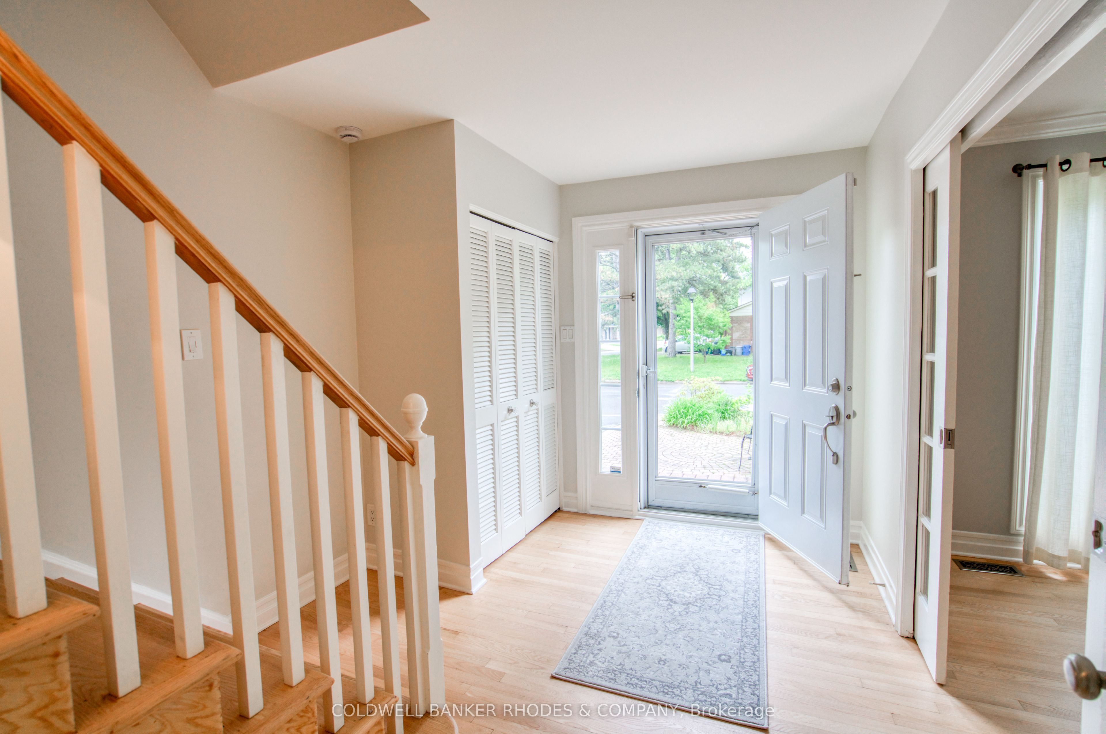1666 Amberdale Crescent, Alta Vista and Area, ON K1H 7B3 photo 3