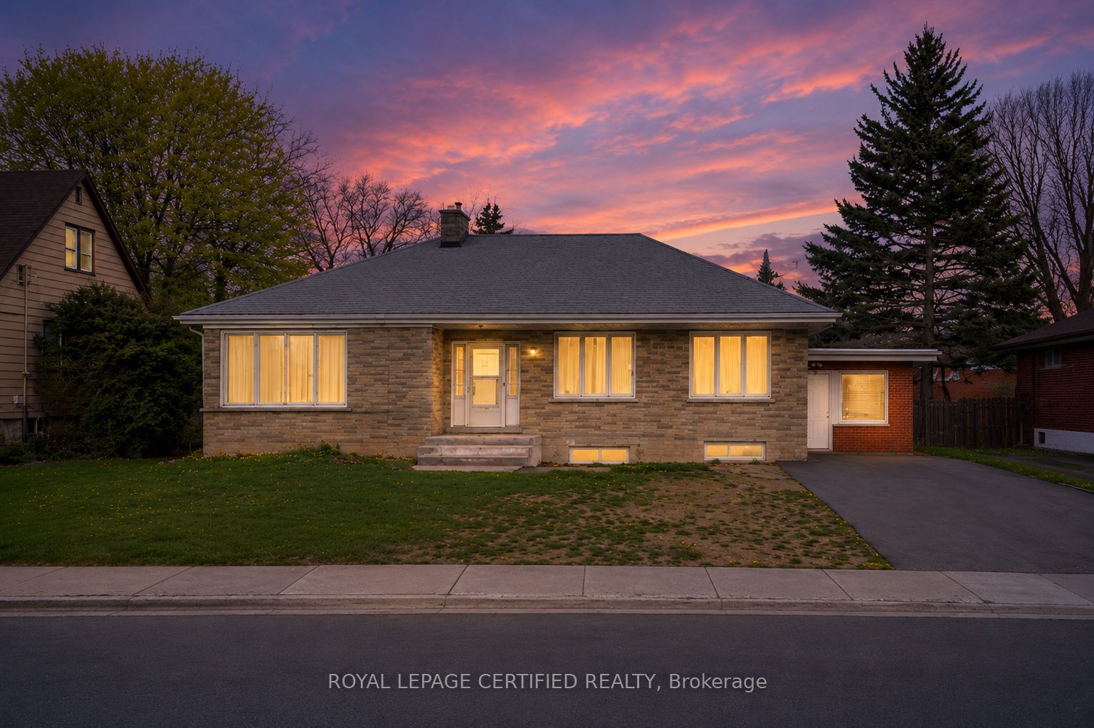 848 Garth Street Bsmt, Hamilton, ON L9C 4K8