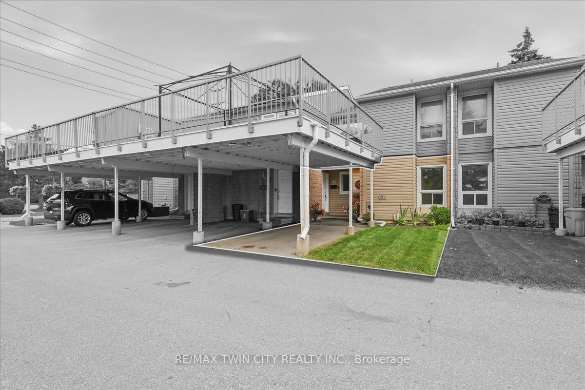 65 GLAMIS Road, Cambridge, ON N1R 6W4