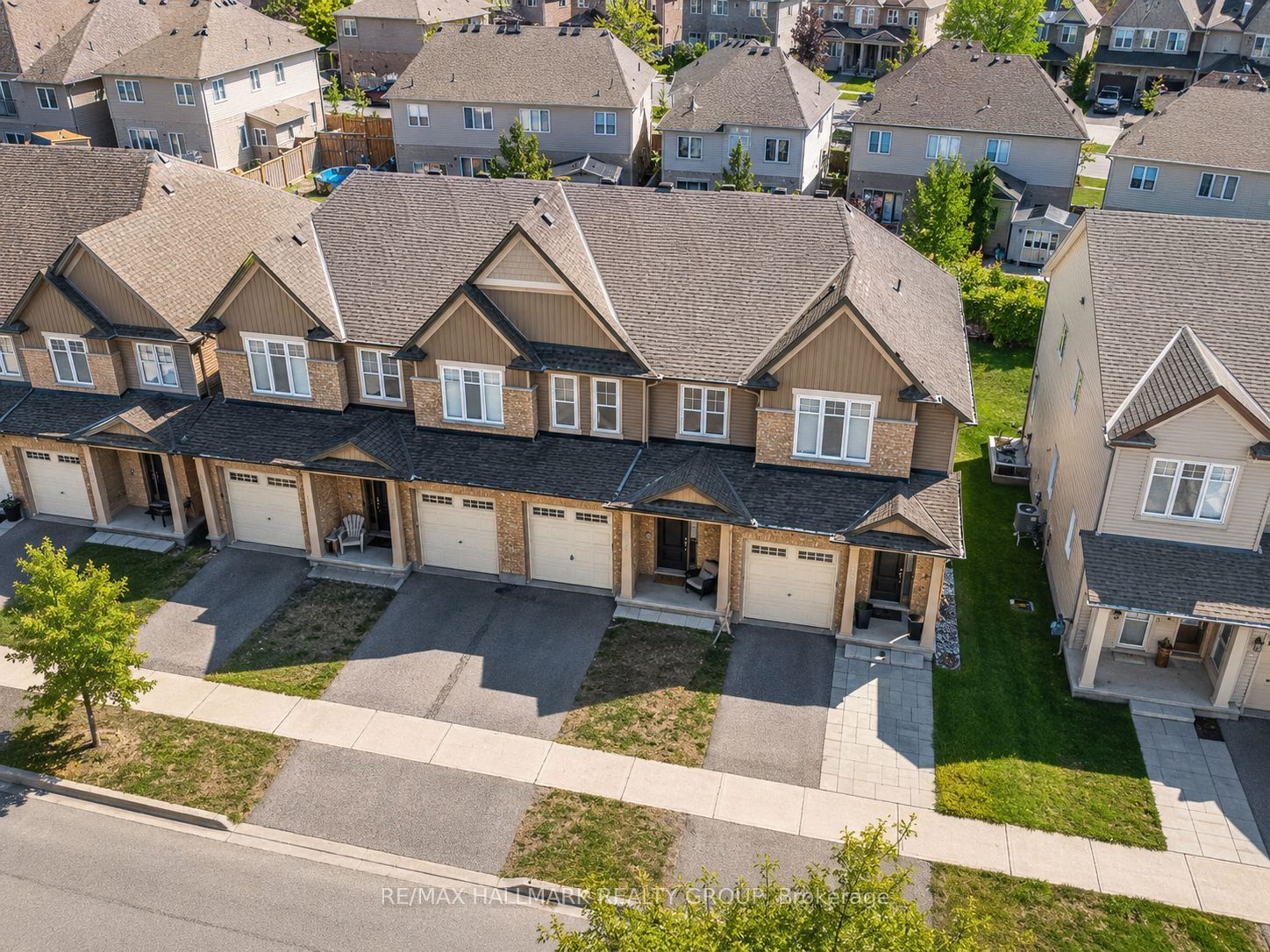 834 CEDAR CREEK Drive, Blossom Park - Airport and Area, ON K1T 0N6