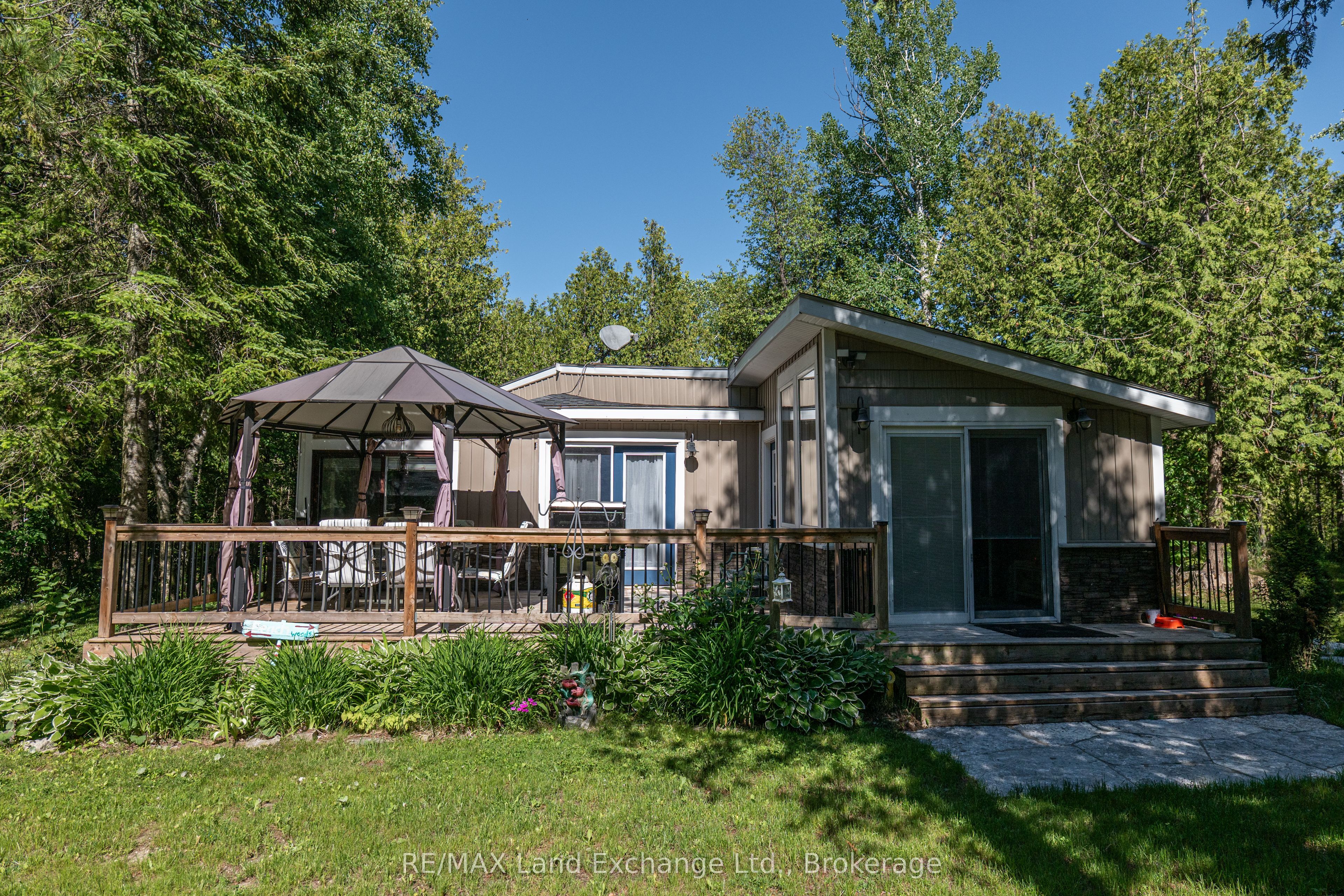 18 Hicks Lane N, Kincardine, ON N0G 2T0
