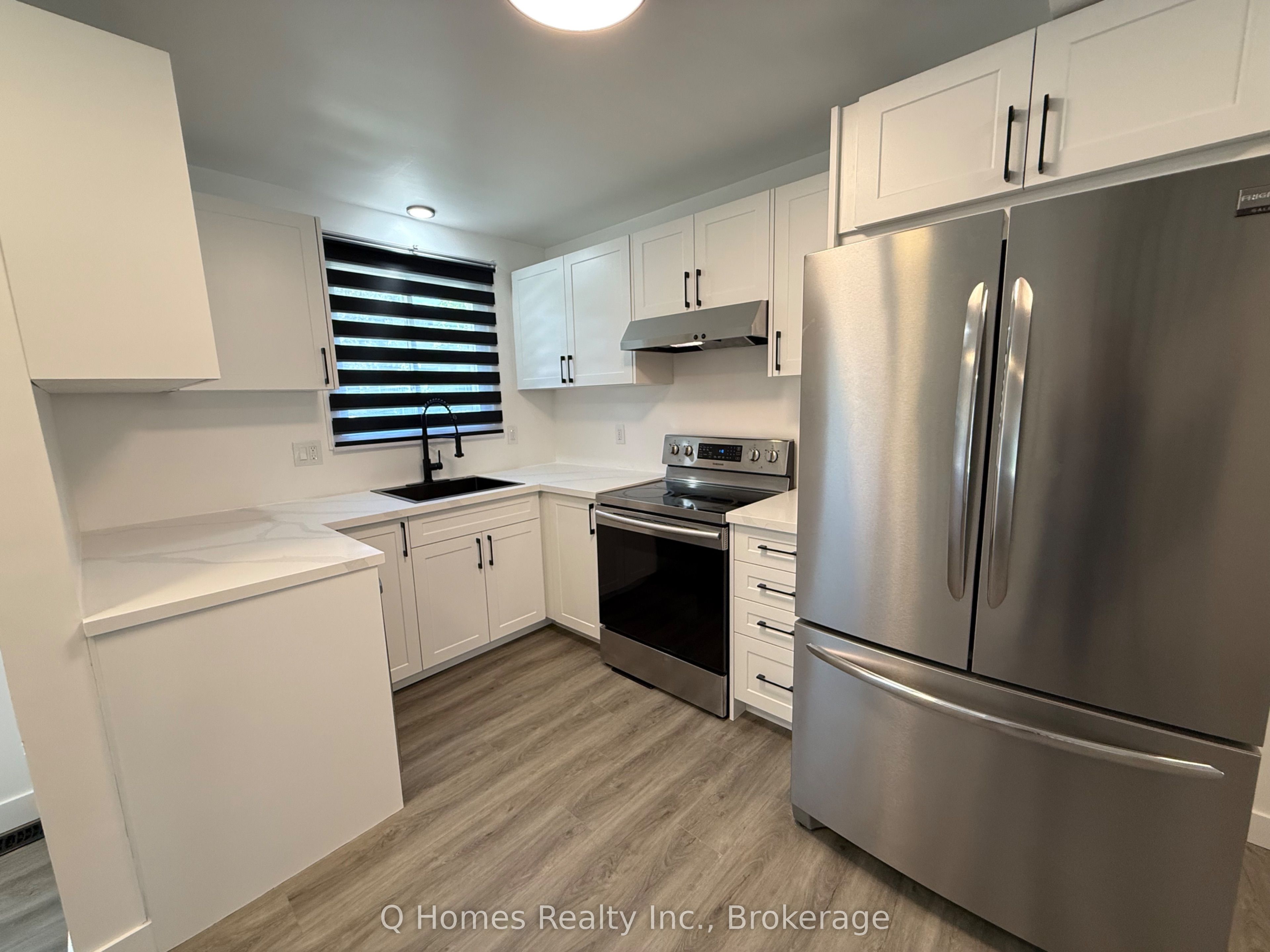 316E Bluevale Street N, Waterloo, ON N2J 4G3 photo 5