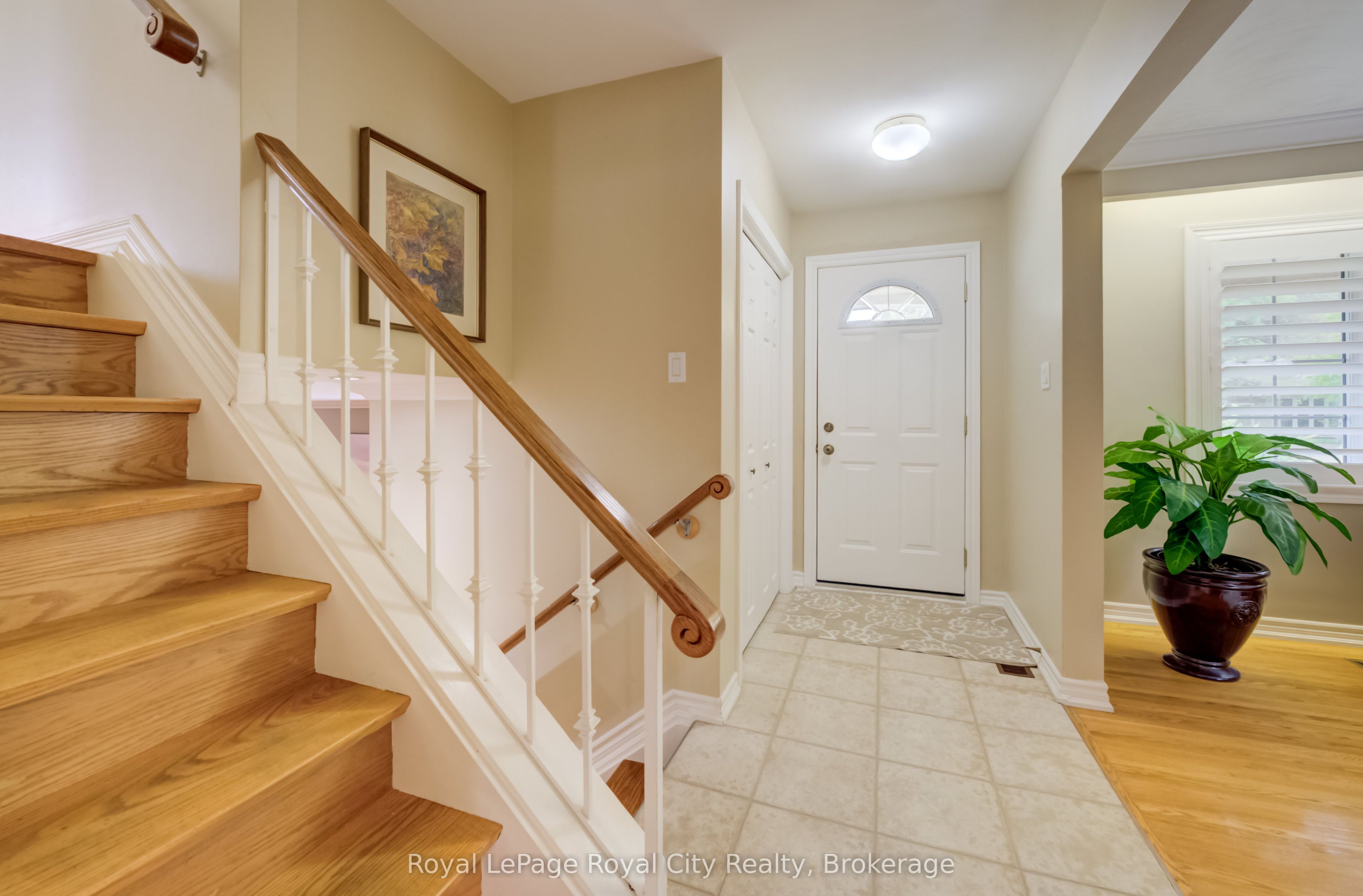 24 Maplewood Drive, Guelph, ON N1G 1L8 photo 4