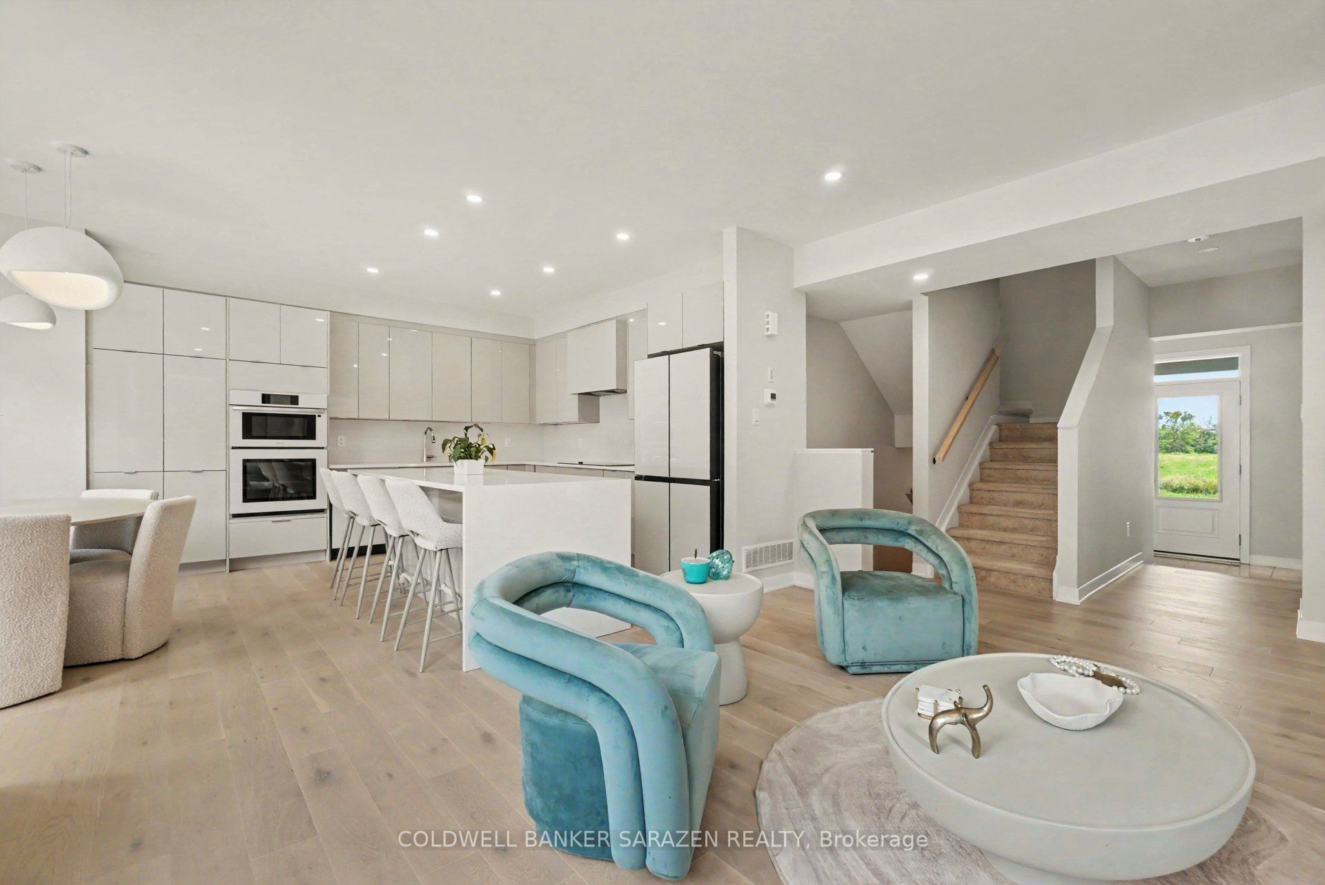 396 Peninsula Road, Barrhaven, ON K2J 7M5 photo 2