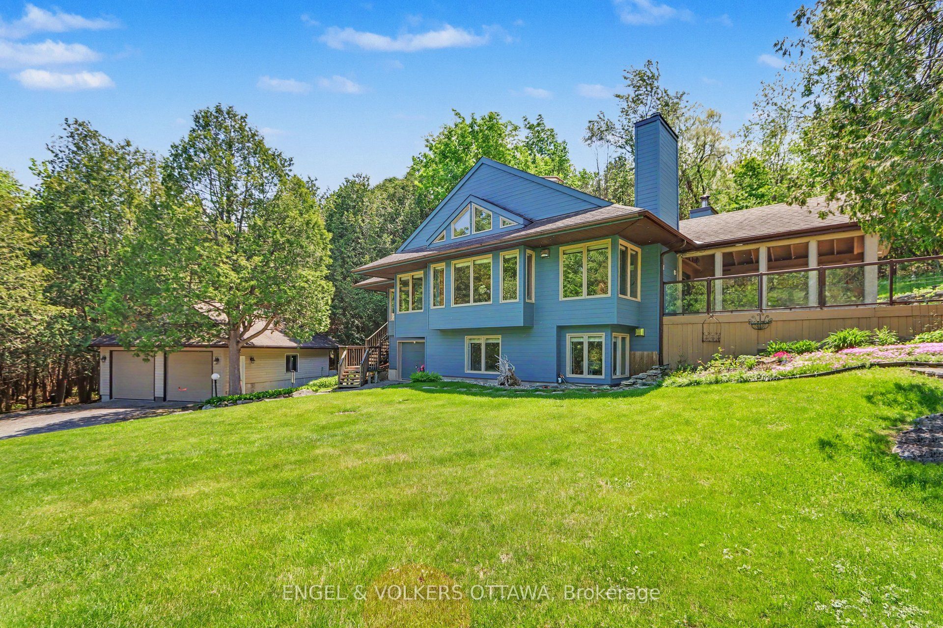4637 Northwoods Drive, Constance Bay - Dunrobin - Kilmaurs - Woodlawn, ON K0A 3M0 photo 2