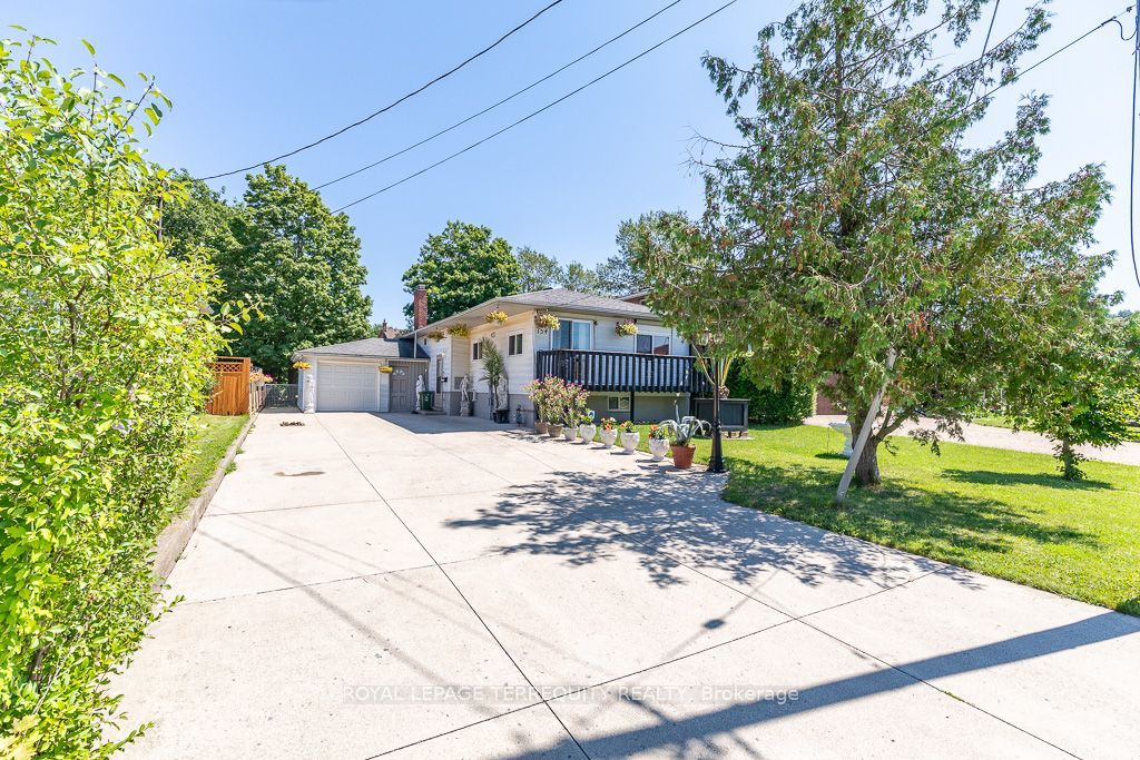 134 Homeside Avenue, Hamilton, ON L8G 3H1 photo 3