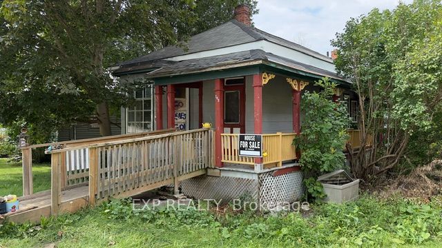 348 Frank Street, South Bruce Peninsula, ON N0H 2T0