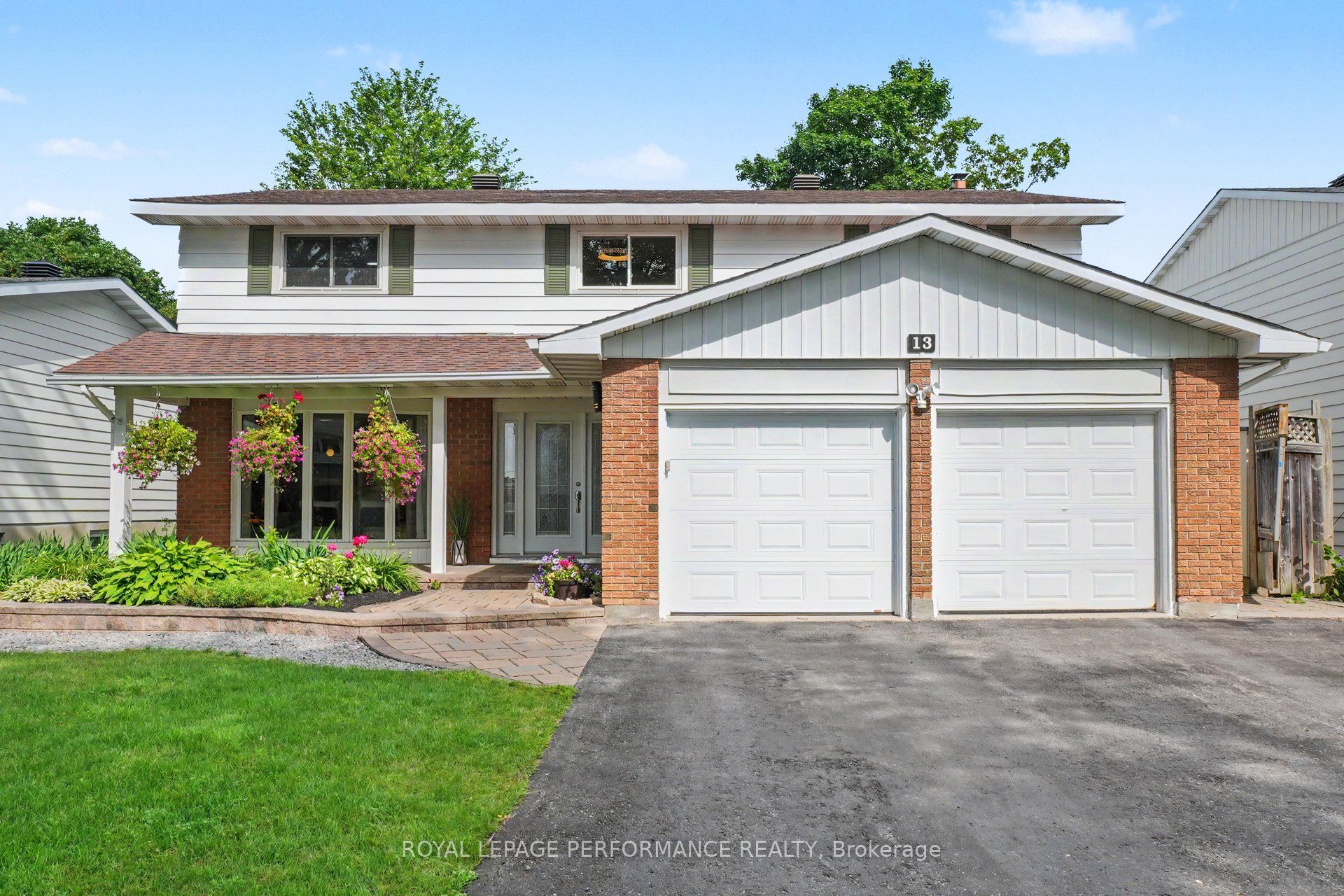 13 Centrepark Drive, Blackburn Hamlet, ON K1B 3C2 photo 2
