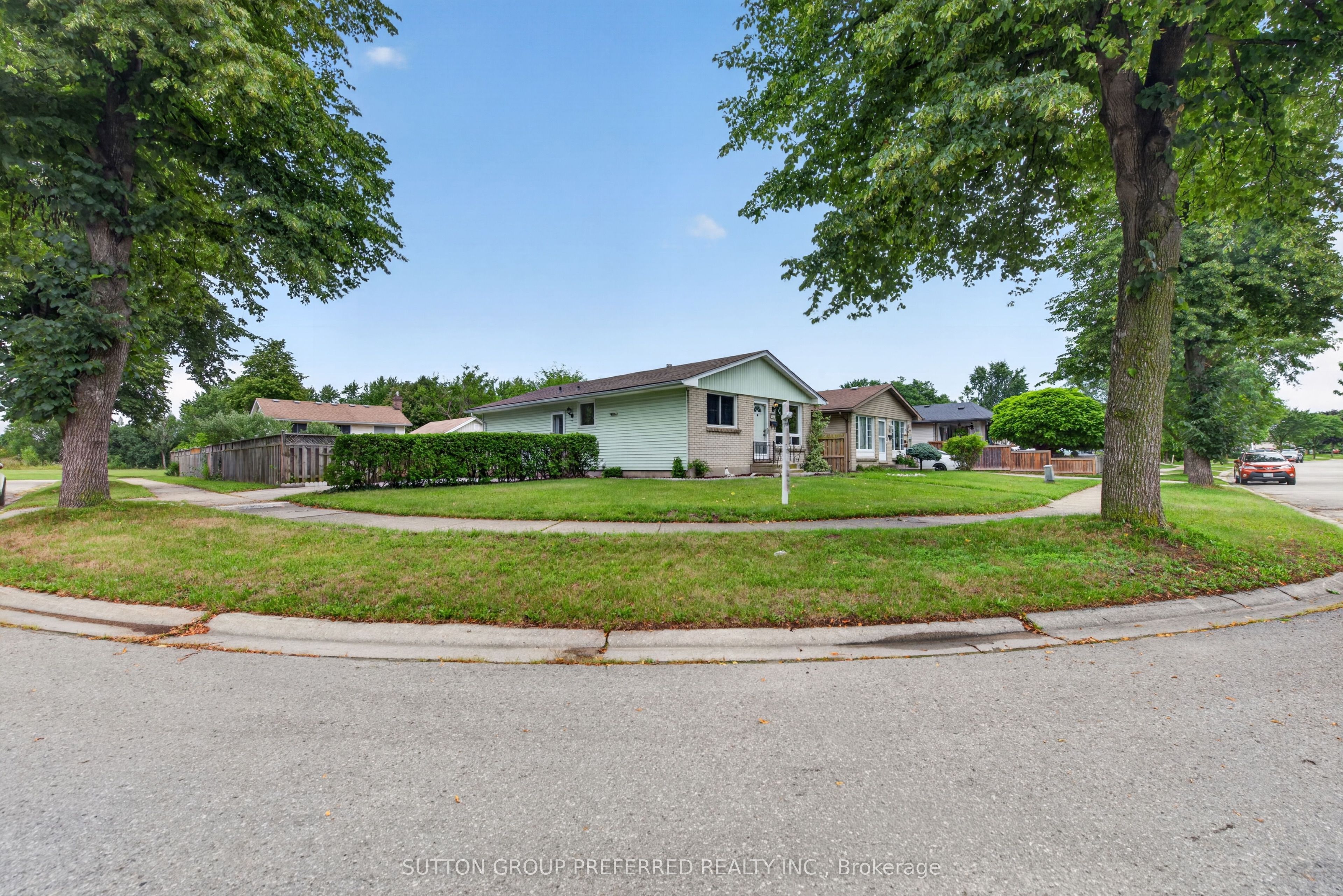 53 Renny Crescent, London South, ON N6E 2C4 photo 3