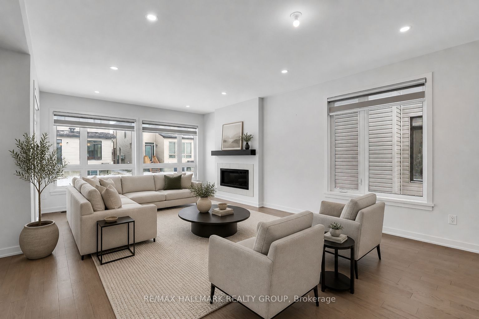 441 Turmeric Court, Stittsville - Munster - Richmond, ON K2S 2X8 photo 4