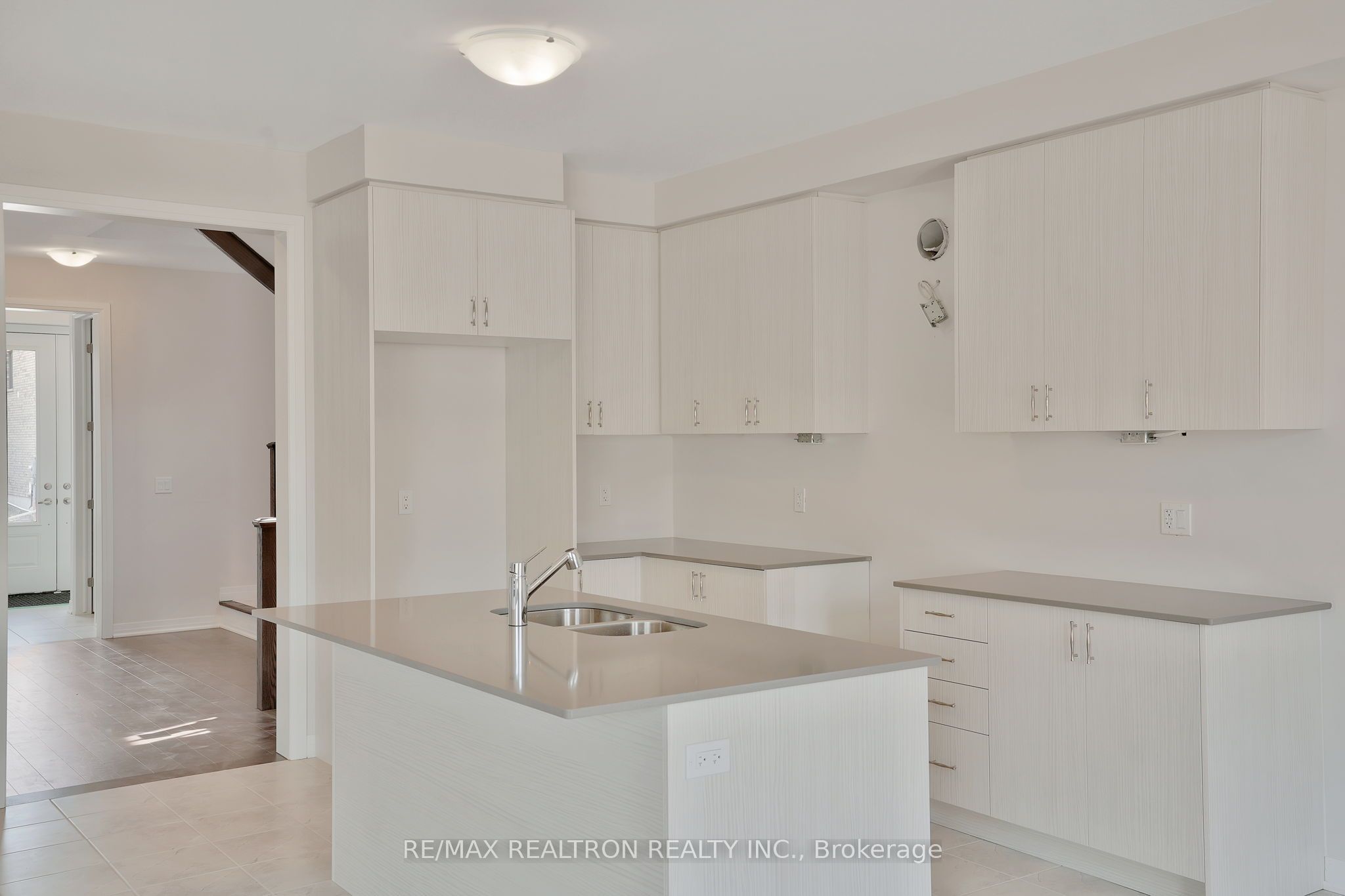 184 Leslie Davis Street, North Dumfries, ON N0B 1E0 photo 5