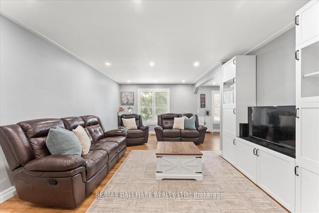 545 St George Street E, Centre Wellington, ON N1M 1L1 photo 5