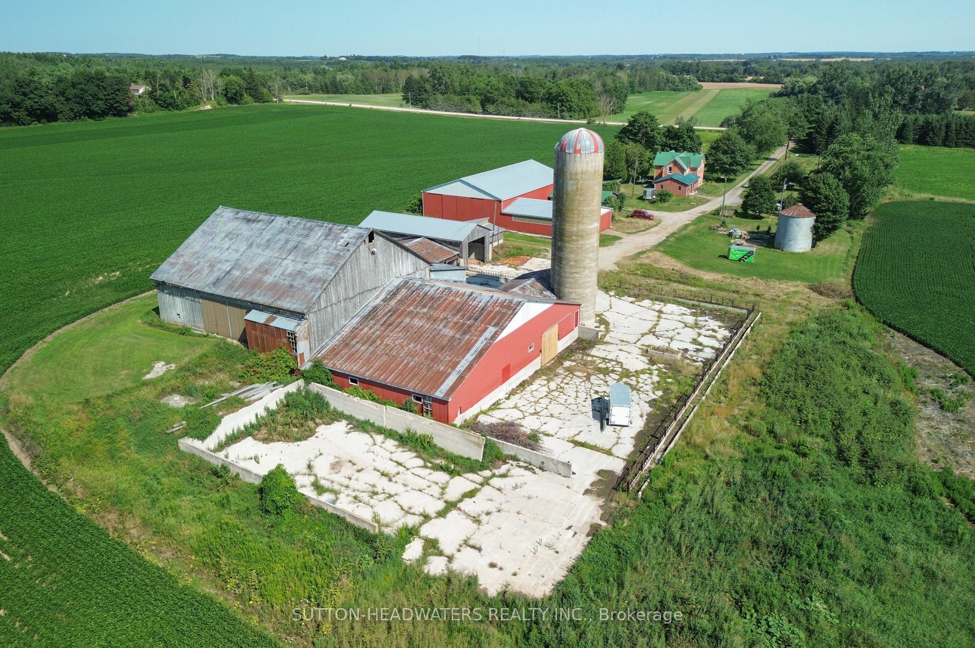 8526 Eramosa Townline, Centre Wellington, ON N1H 6H7 photo 4