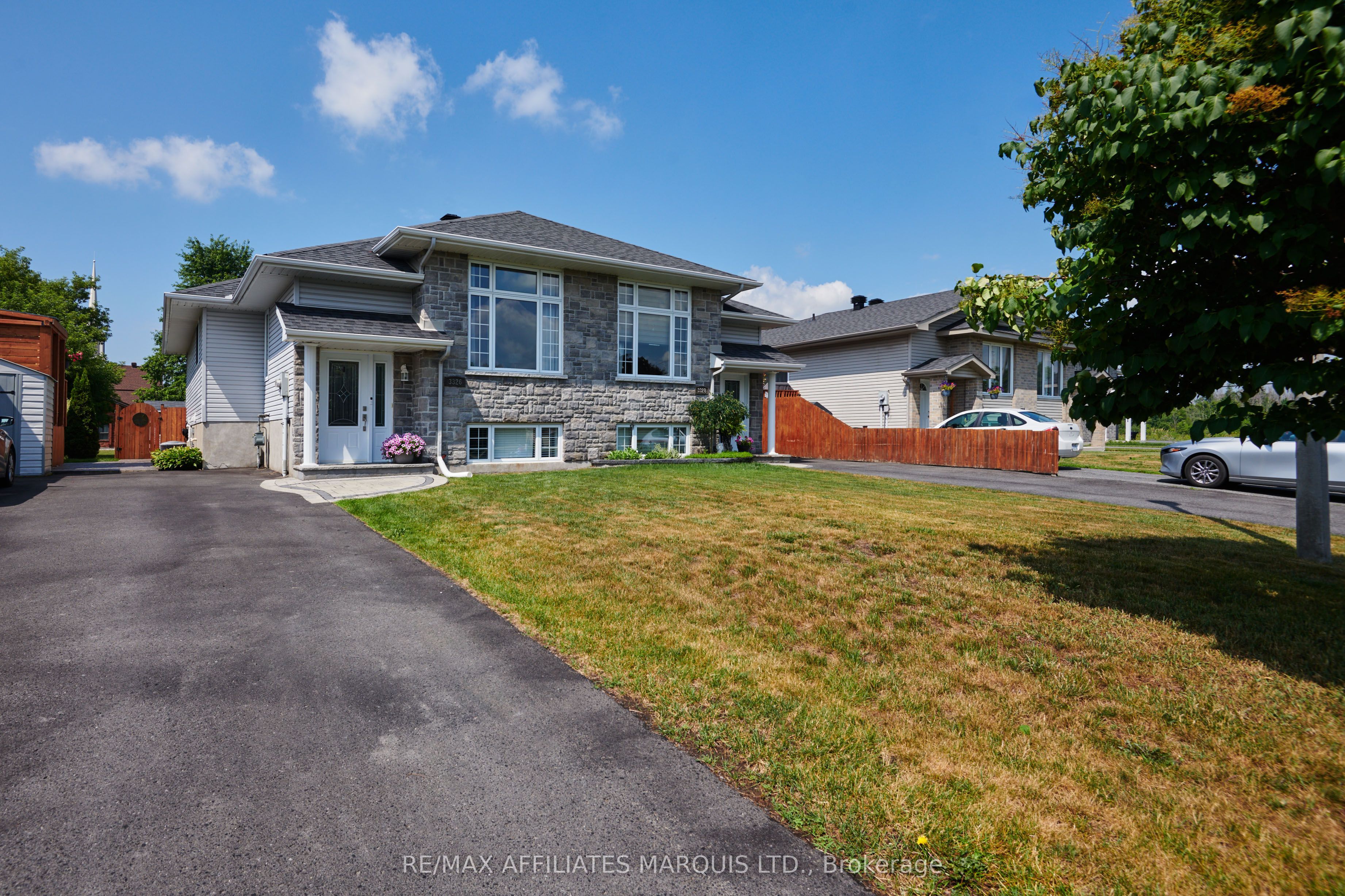 3326 Northdale Drive, Cornwall, ON K6K 0A5 photo 2