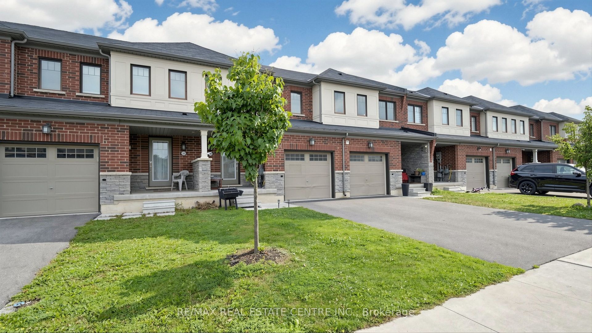 300 Bedrock Road, Hamilton, ON L8J 0M4