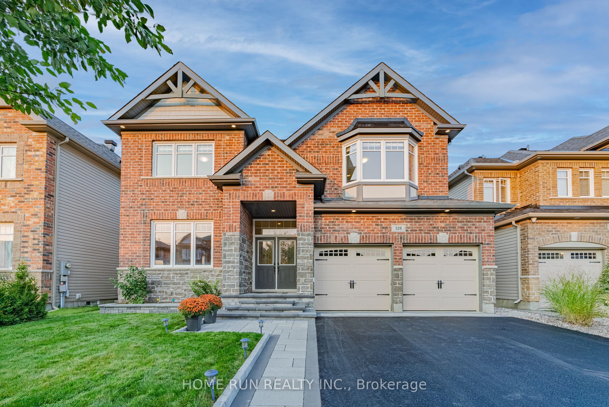 328 Percheron Way, Kanata, ON K2V 0B6