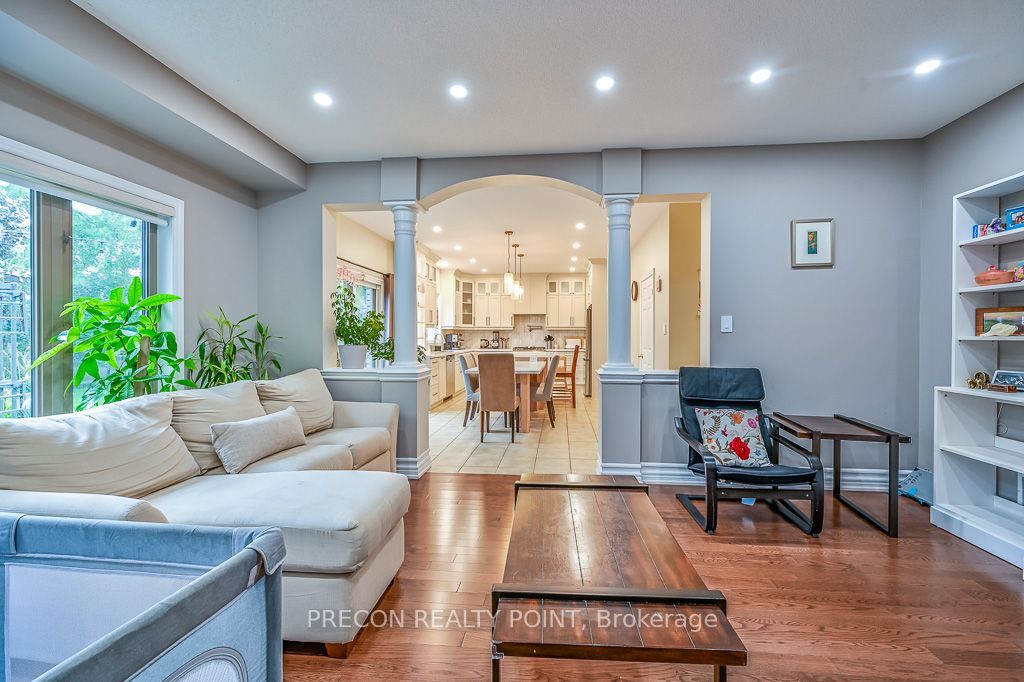 67 Jeffrey Drive, Hamilton, ON L9K 1R8 photo 5