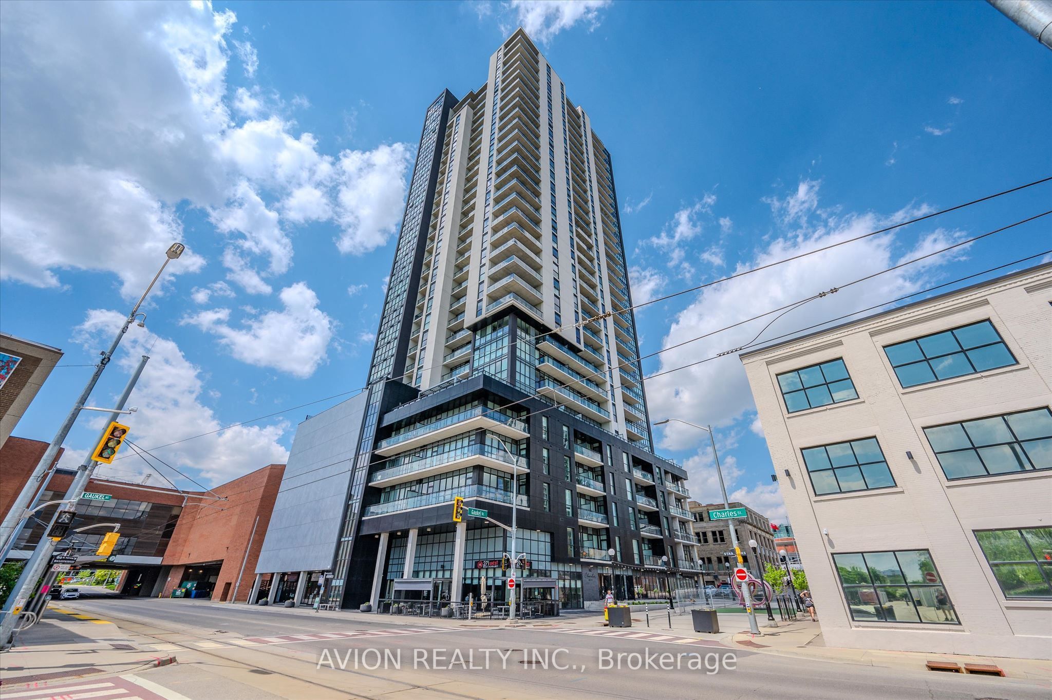 60 charles Street W 1602, Kitchener, ON N2G 0C9 photo 2
