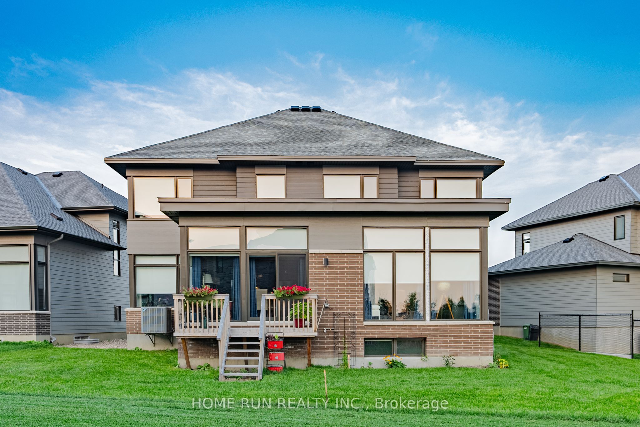 451 Longworth Avenue, Leitrim, ON K1T 0T7 photo 3