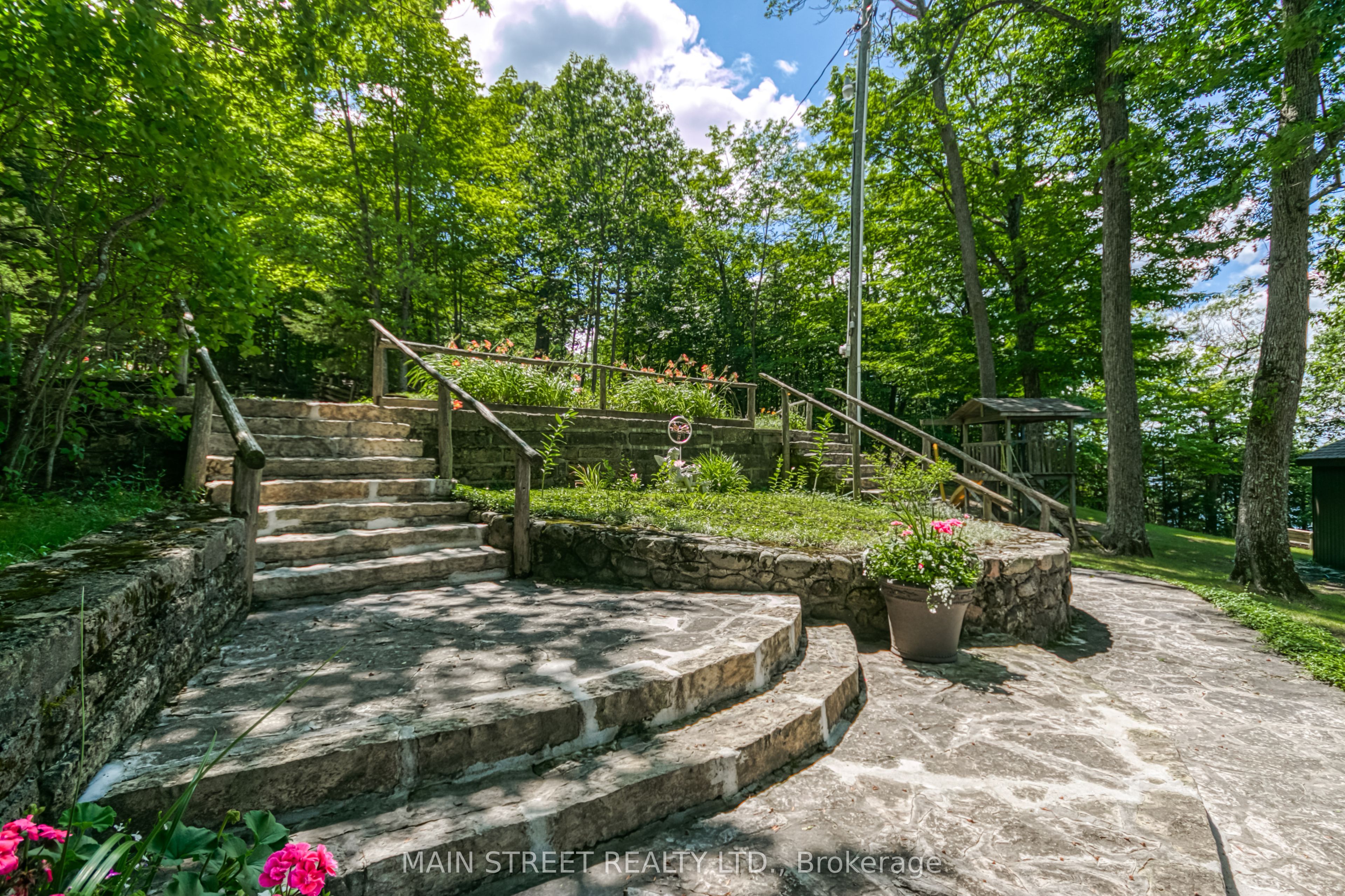 199 Trillium Trail, Central Manitoulin, ON P0P 2C0 photo 4