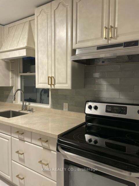 57 Russell Avenue, St. Catharines, ON L2R 1V6 photo 2