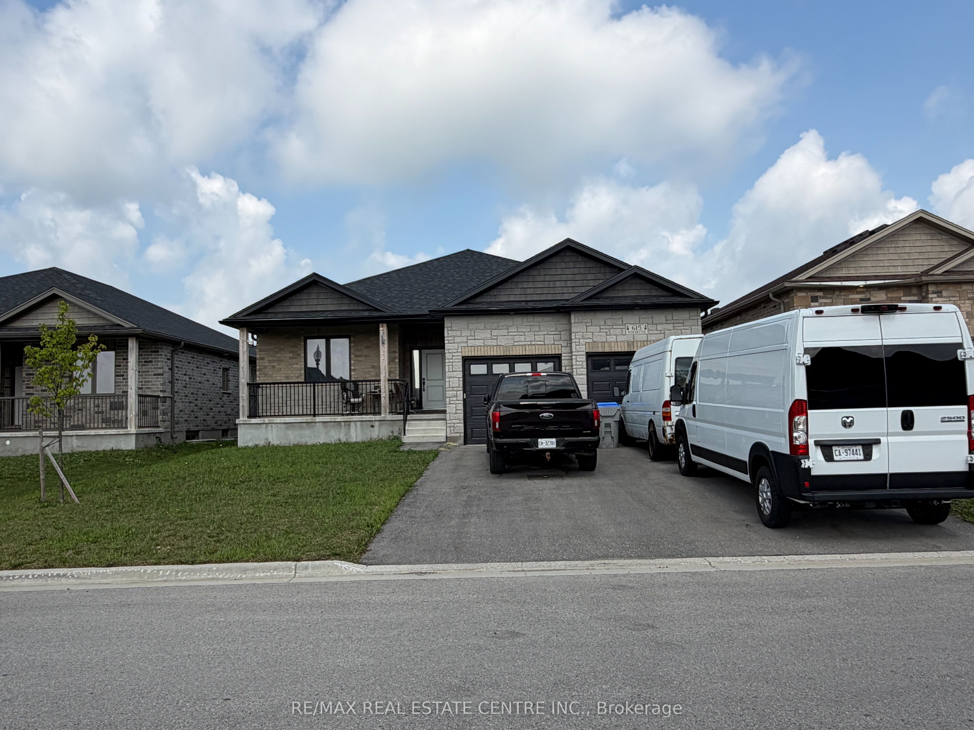 615 Winchester Avenue S, North Perth, ON N4W 0J9