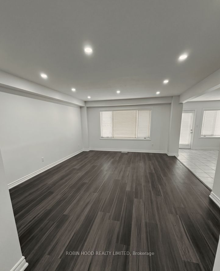 84 Hardcastle Drive 84, Cambridge, ON N1S 0A4 photo 2