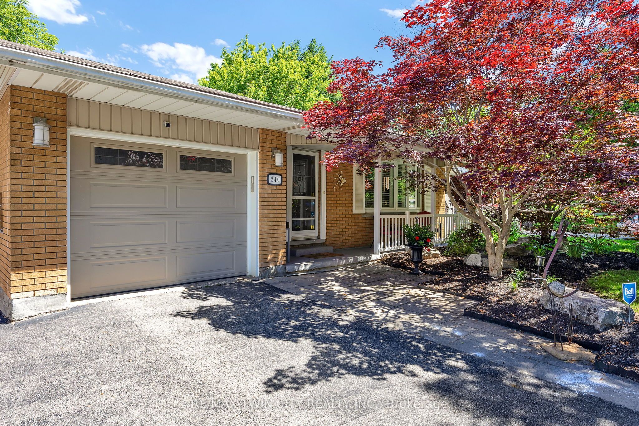 240 Willowdale Avenue, Waterloo, ON N2J 3M1 photo 2