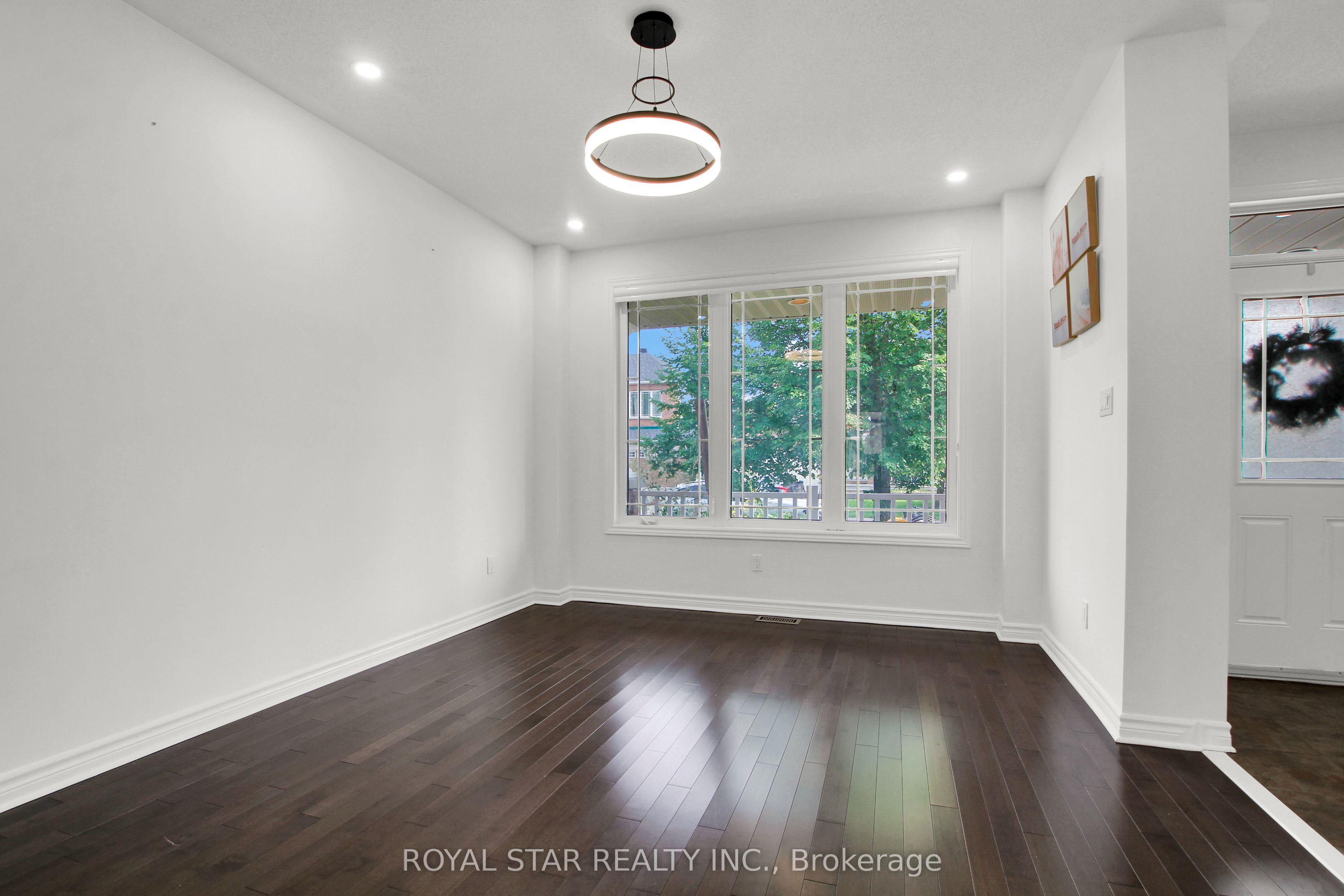 115 Tapestry Drive 1, Barrhaven, ON K2J 0H2 photo 3