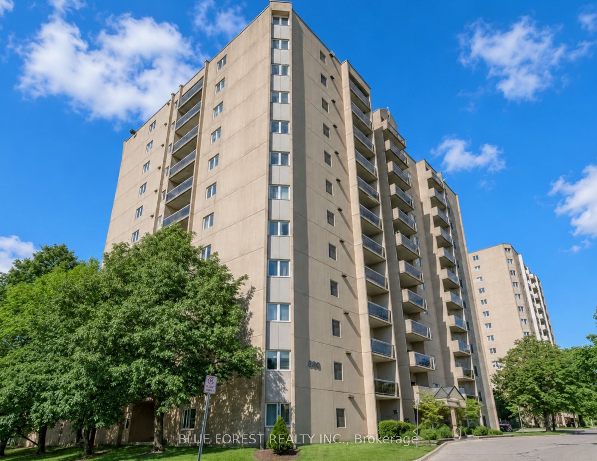 858 Commissioners Road E 906, London South, ON N6C 5Y5
