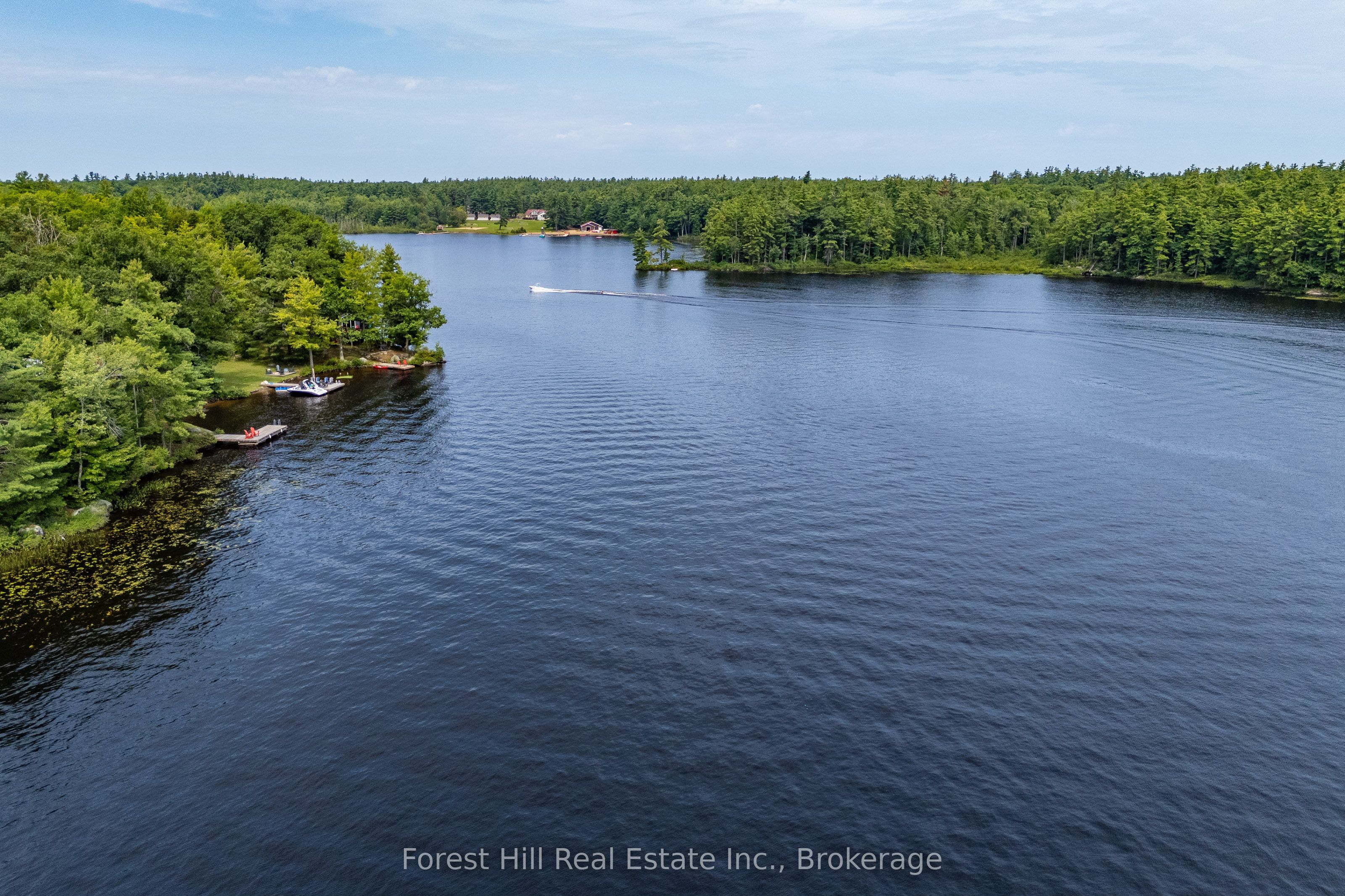 1048 West Black Lake Road, Muskoka Lakes, ON P0C 1M0 photo 3