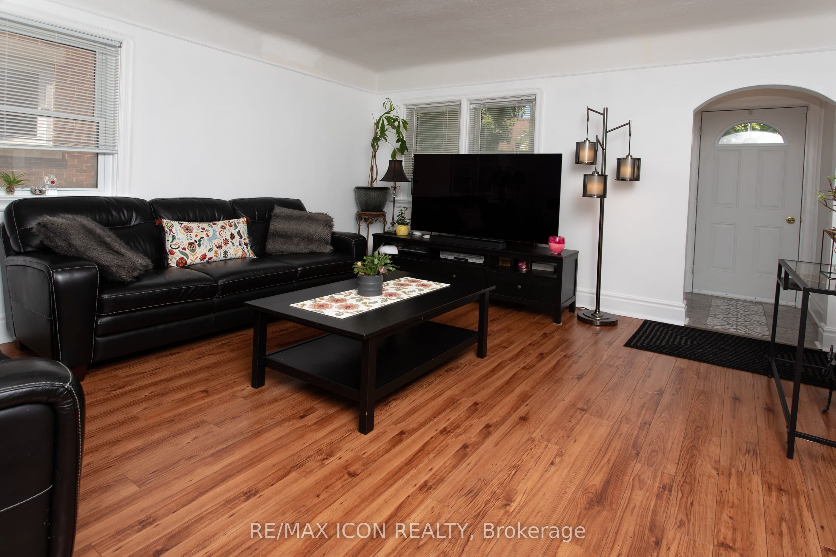 299 Park Street, Kitchener, ON N2G 1N2 photo 5