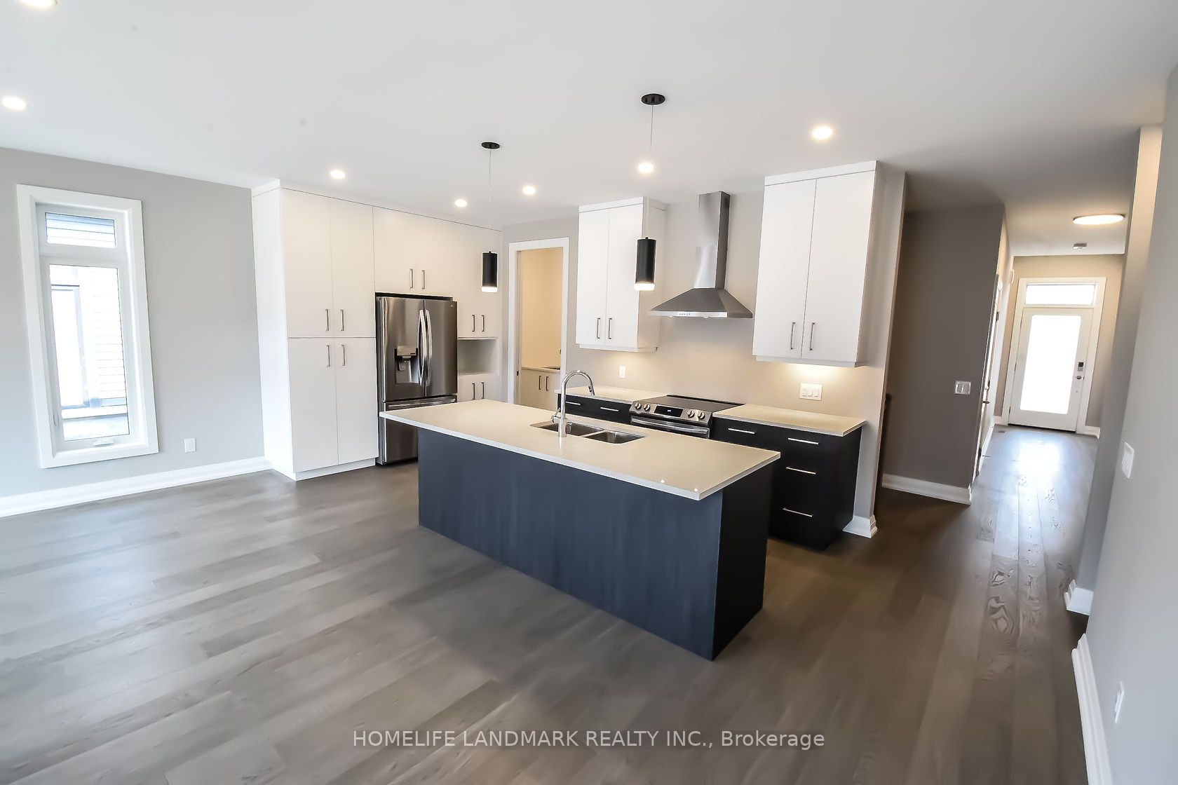 8974 Willoughby Drive Unit 23, Niagara Falls, ON L2G 0Y7 photo 2