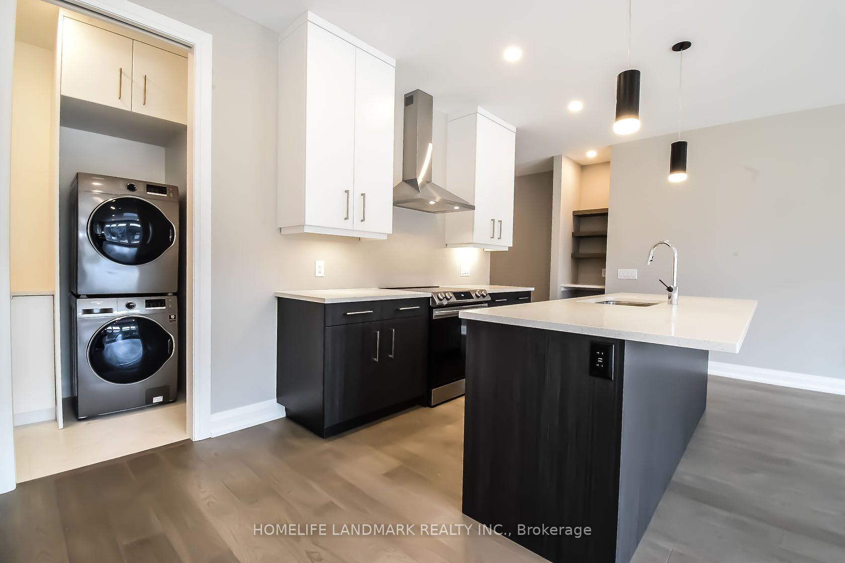 8974 Willoughby Drive Unit 23, Niagara Falls, ON L2G 0Y7 photo 3