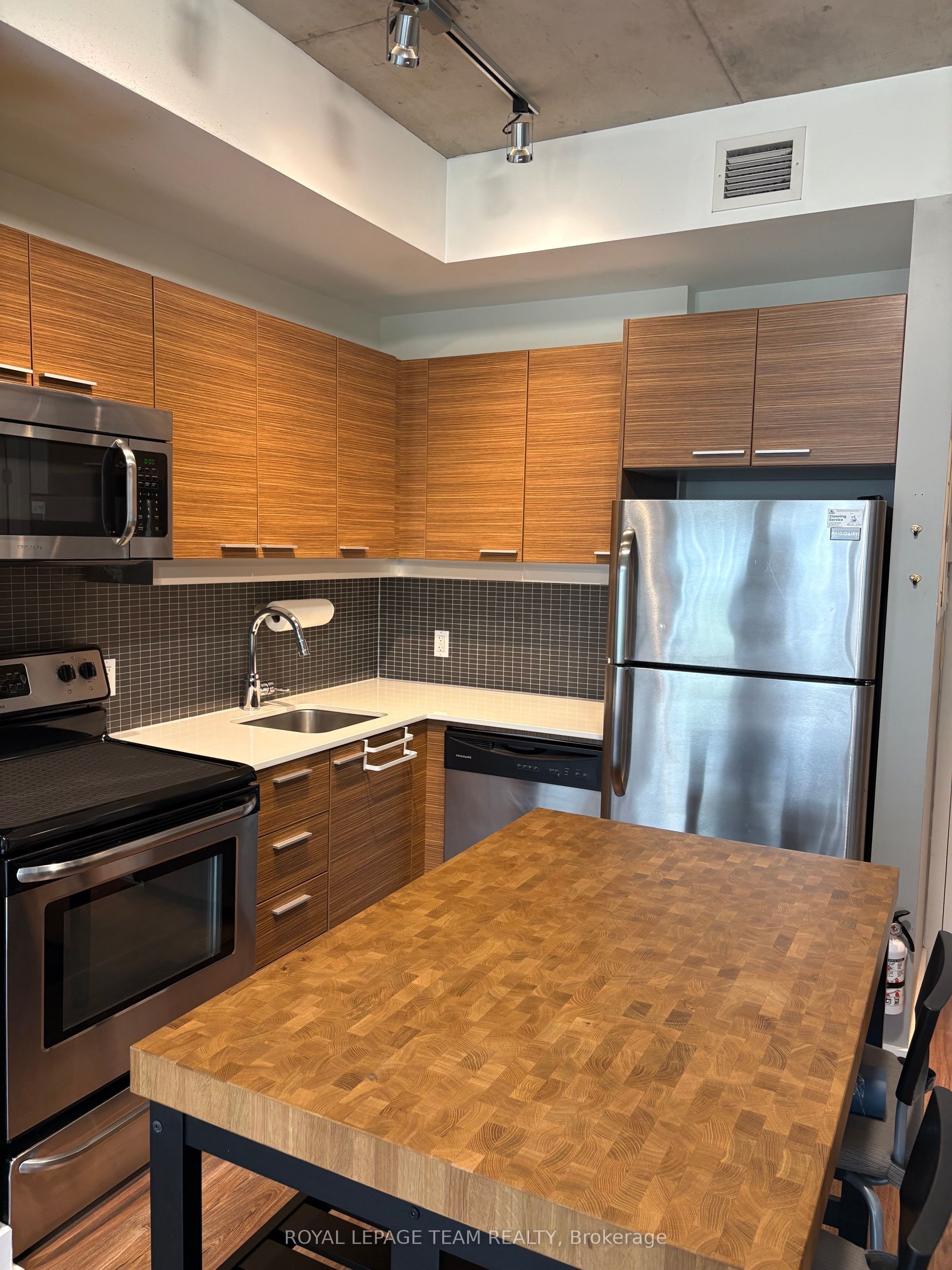 349 Mcleod Street 531, Ottawa Centre, ON K2P 0S1 photo 5