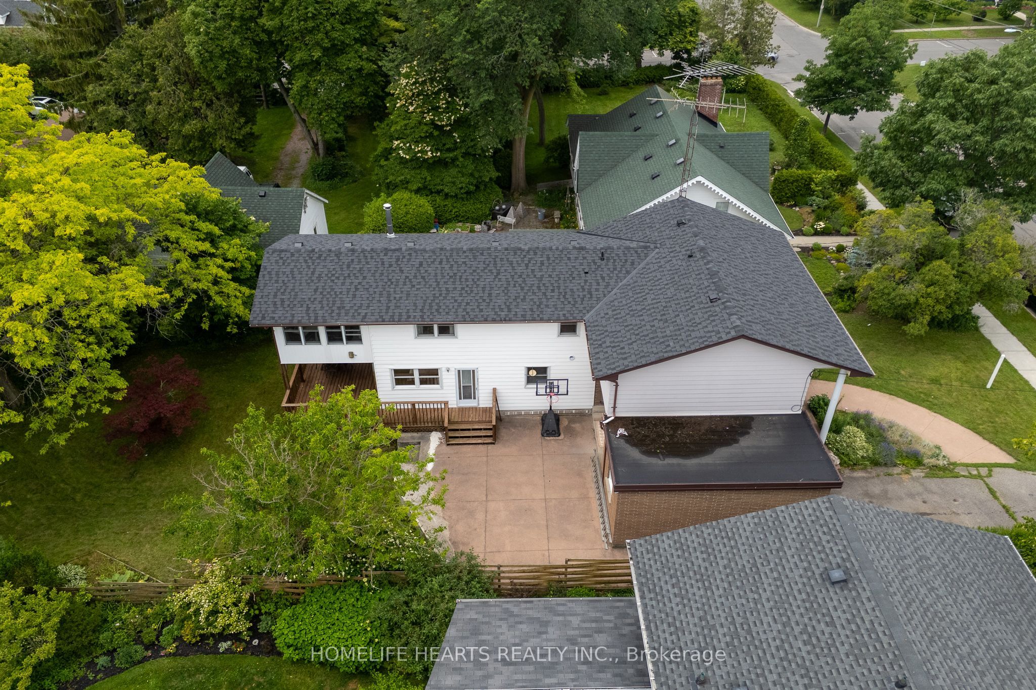 227 Queen Street, Cobourg, ON K9A 1N4 photo 4