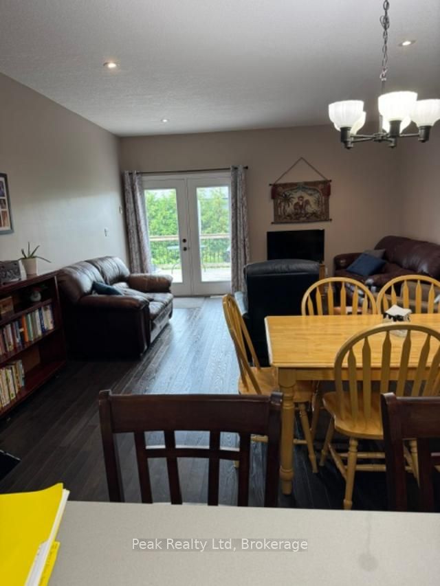 162 Krotz Street E, North Perth, ON N4W 0E2 photo 5