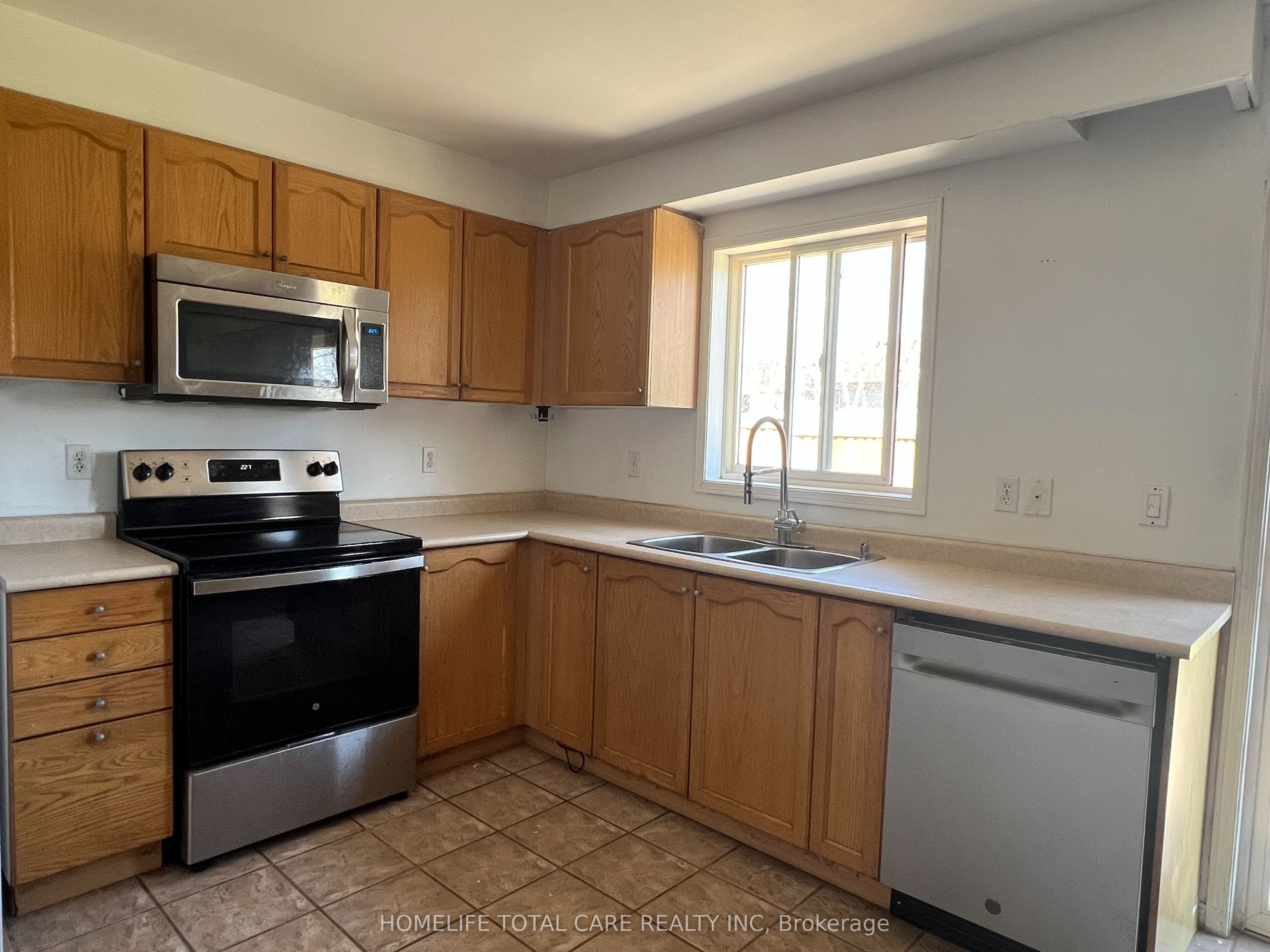 17 Stowe Terrace, Brantford, ON N3T 6P4 photo 2