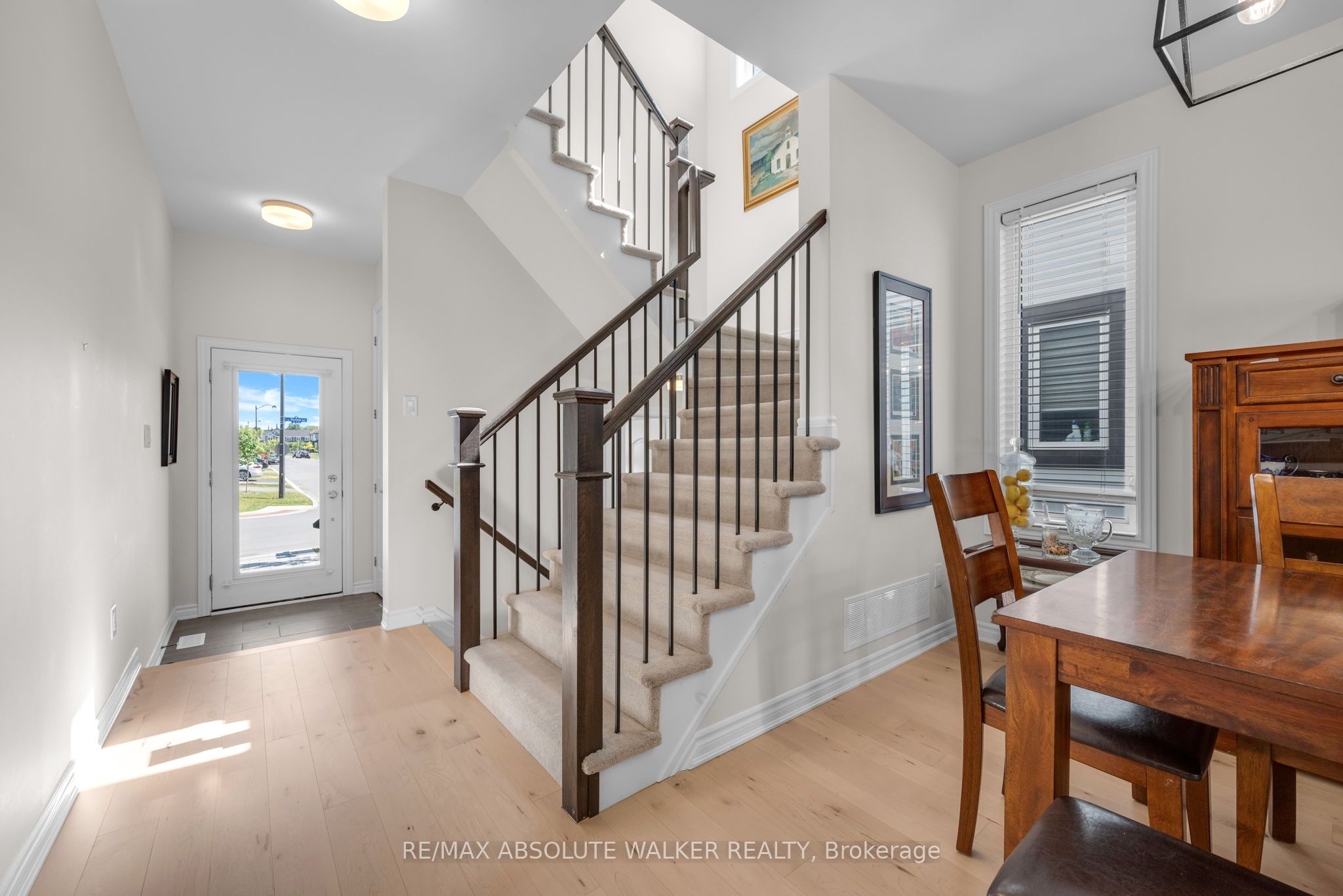 728 Perseus Avenue, Barrhaven, ON K2J 6V8 photo 3