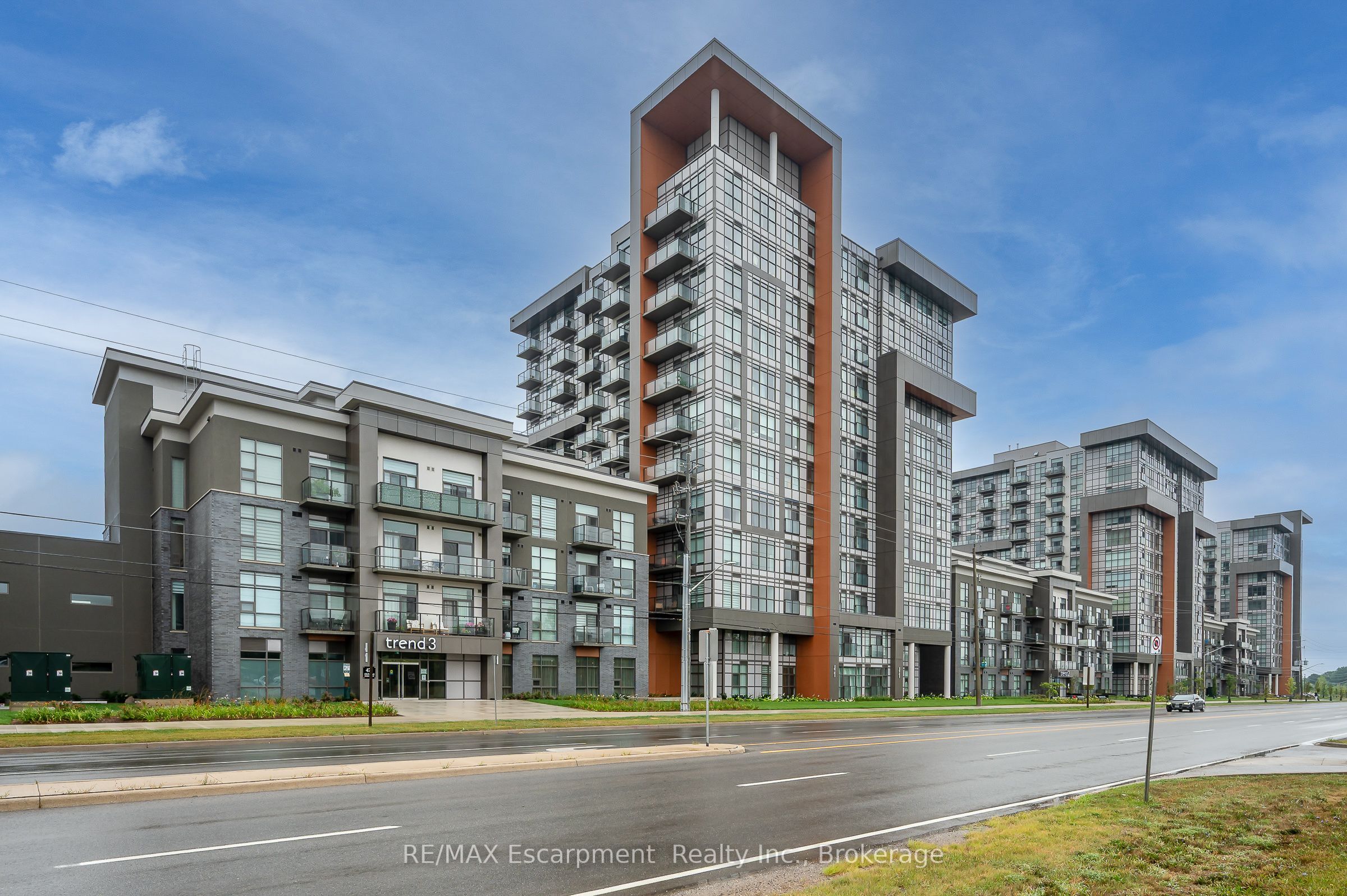 470 Dundas Street E 309, Hamilton, ON L8B 2A6 photo 2