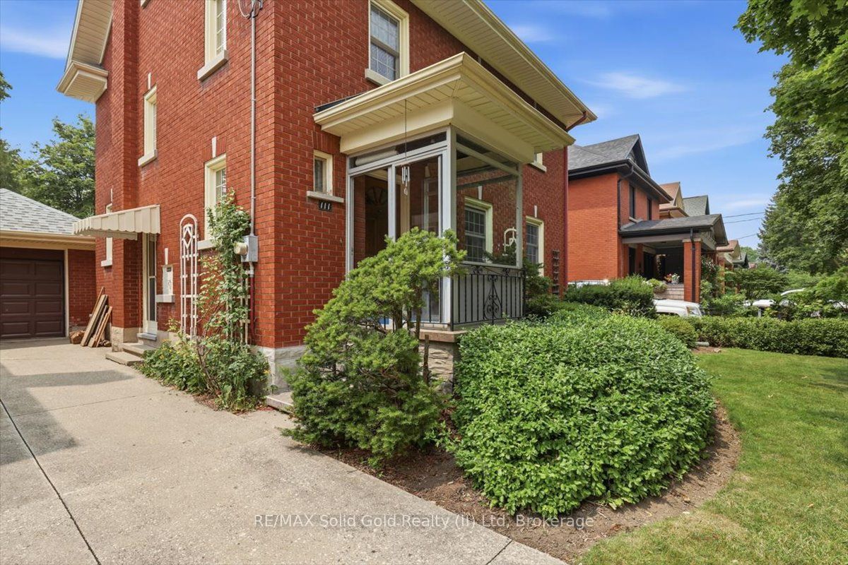111 Filbert Street, Kitchener, ON N2H 1Y3 photo 2