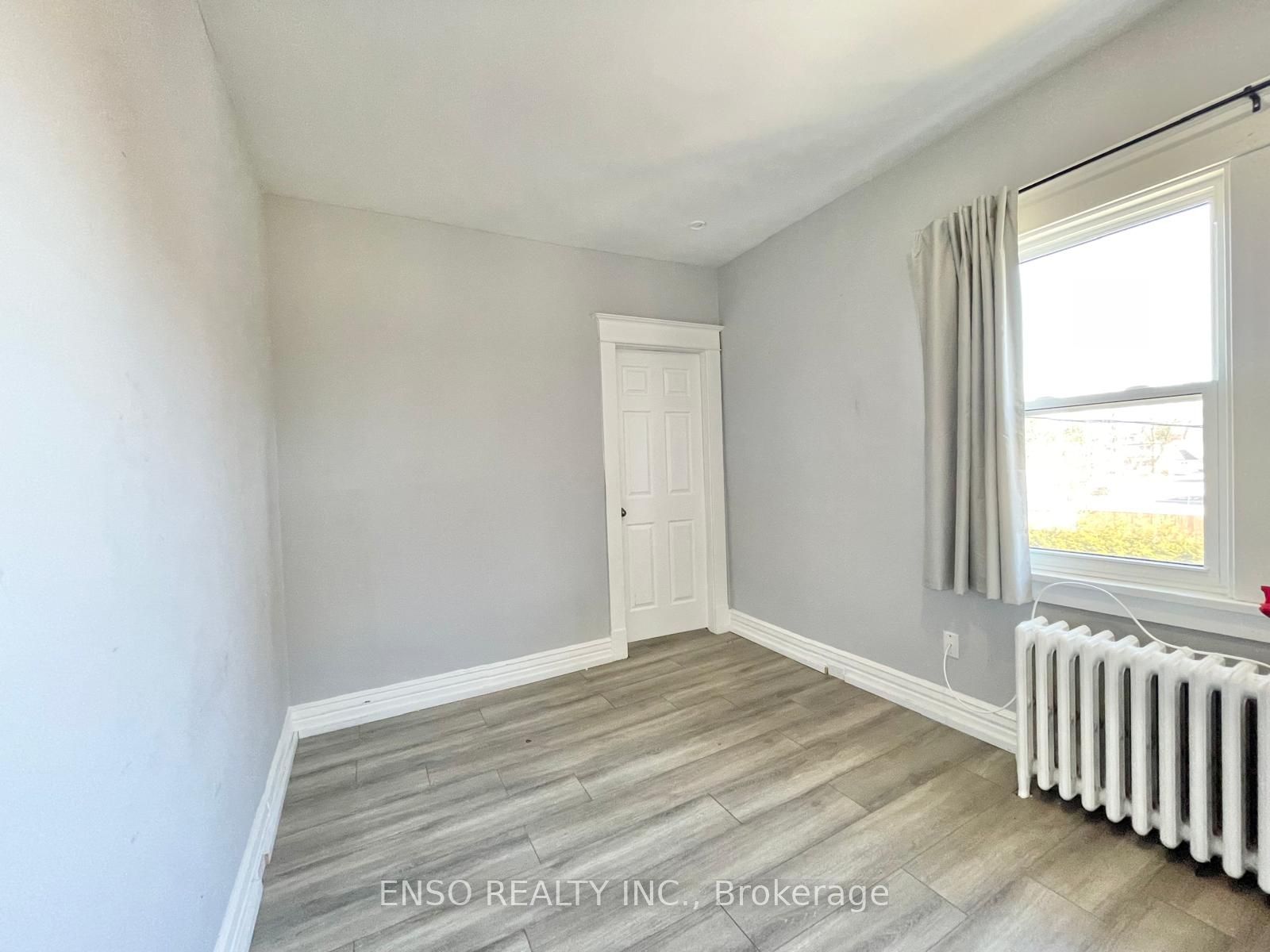 5325 Van Alstyne Place 5, Niagara Falls, ON L2E 4K5 photo 2