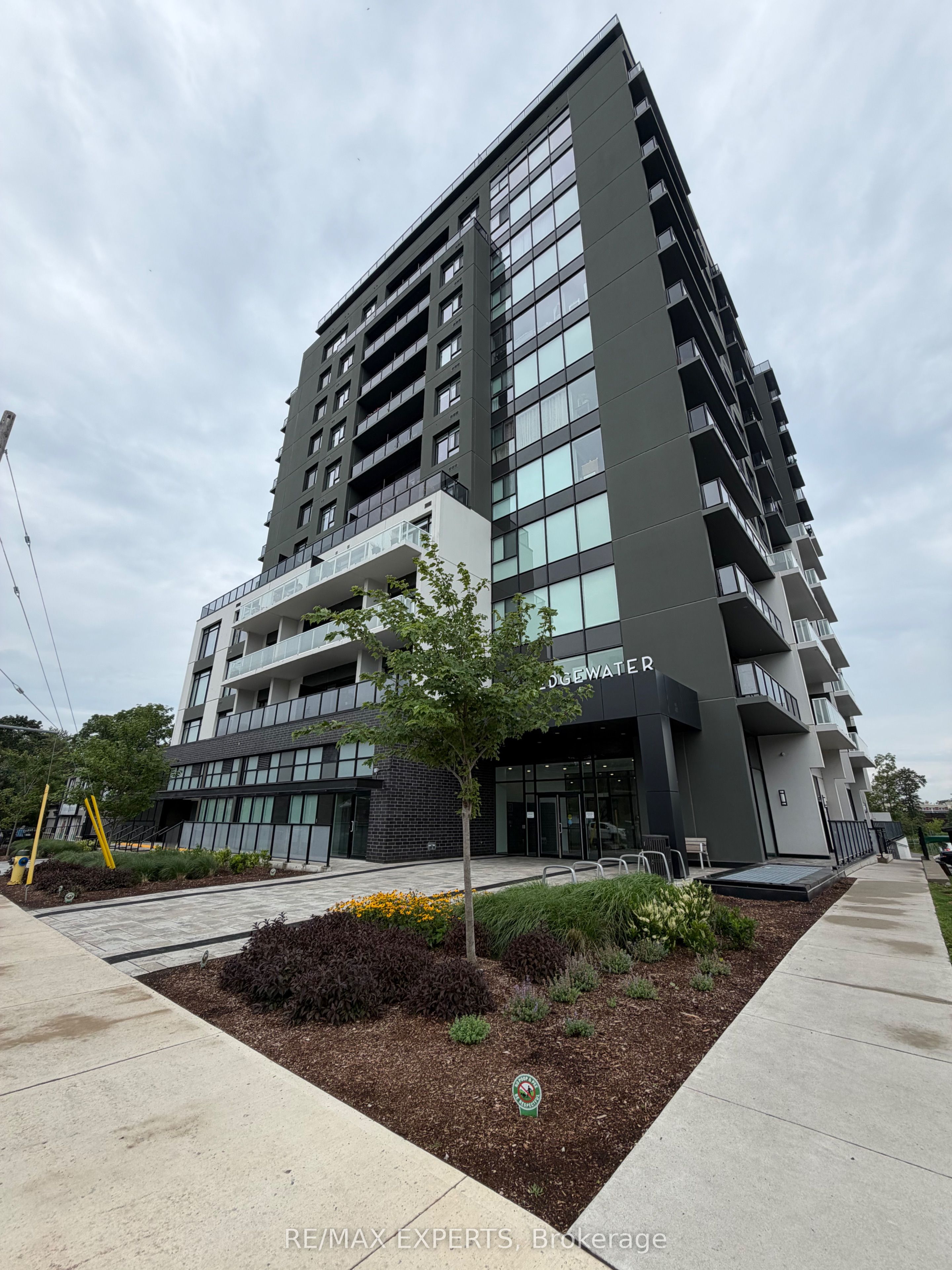 71 Wyndham Street S 210, Guelph, ON N1E 5R3