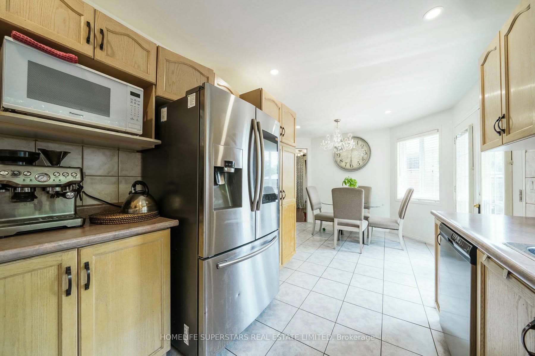 61 Lawnhurst Drive, Hamilton, ON L8V 4N9 photo 3