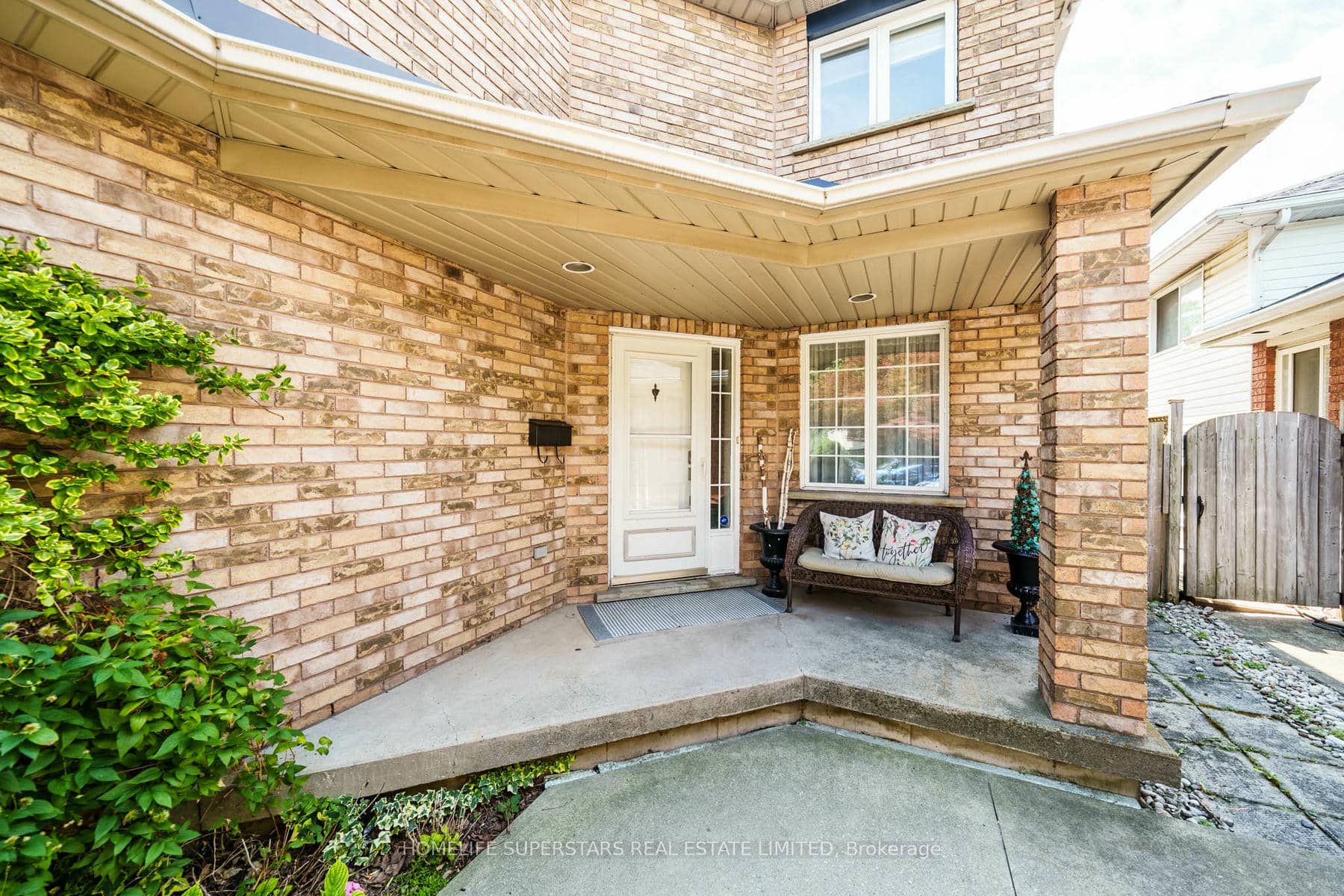61 Lawnhurst Drive, Hamilton, ON L8V 4N9 photo 5
