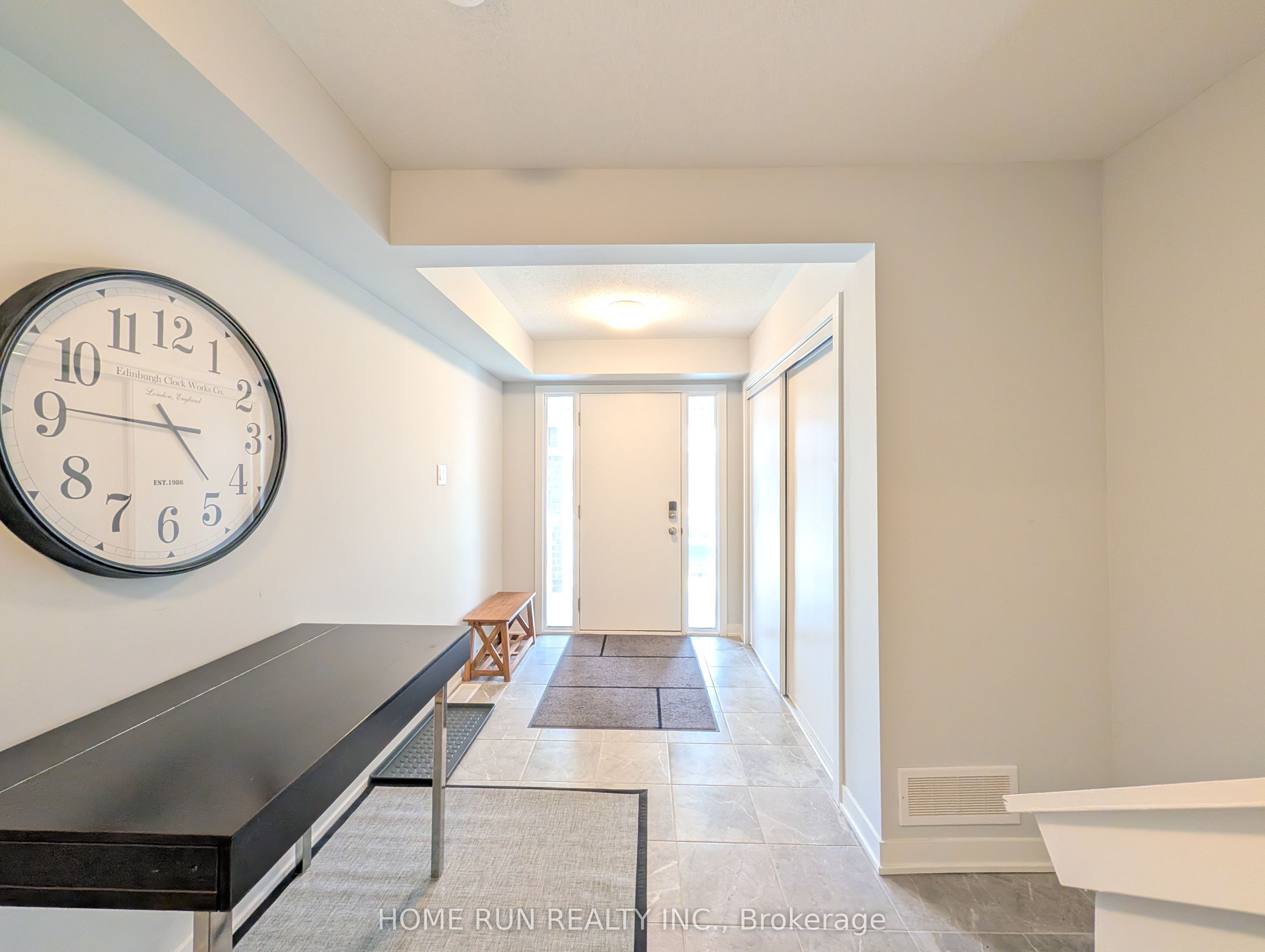 312 Parallax Private, Barrhaven, ON K2J 7B3 photo 2