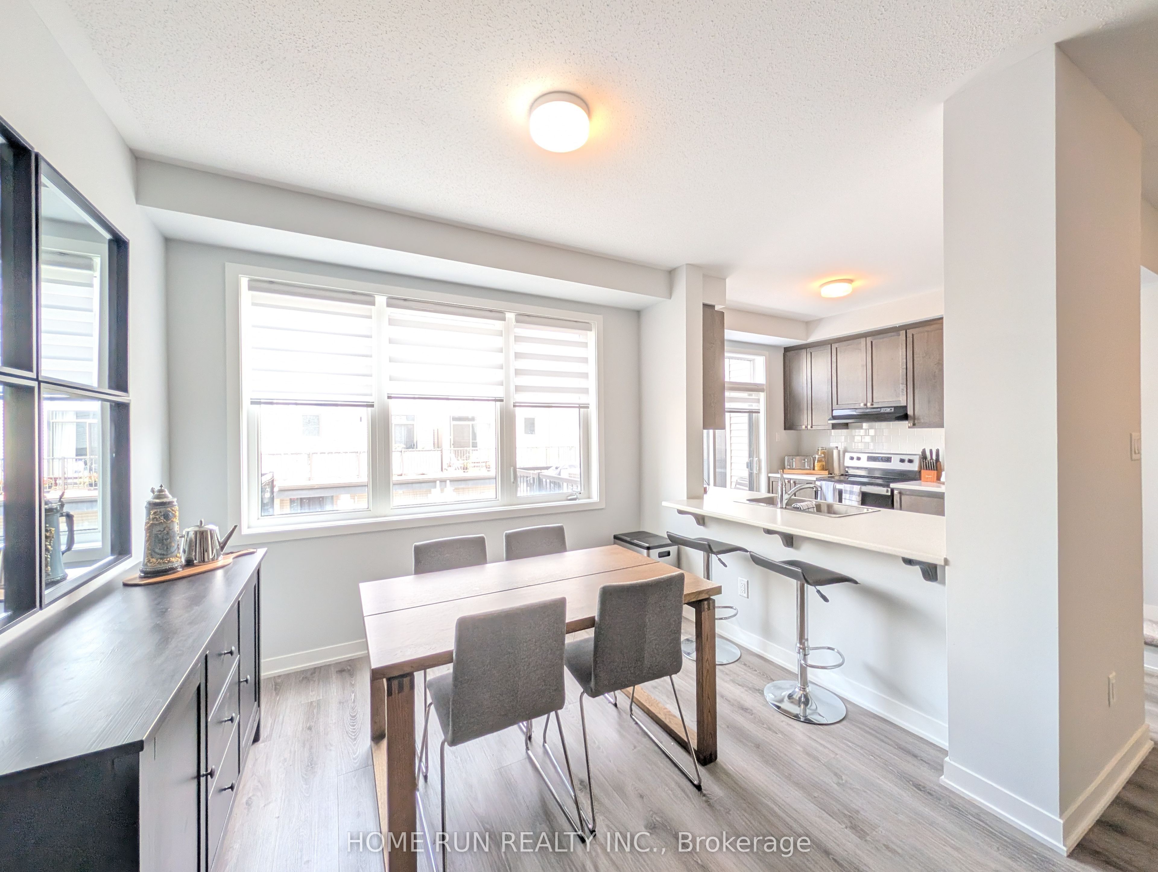 312 Parallax Private, Barrhaven, ON K2J 7B3 photo 5