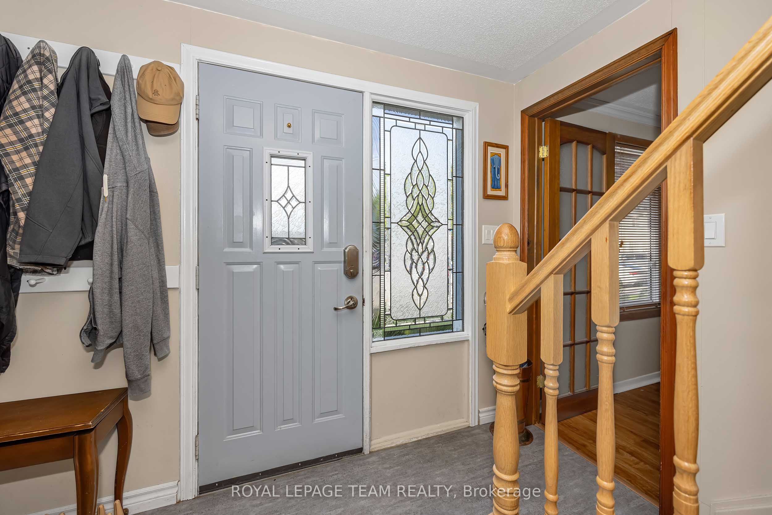 1516 Beaverpond Drive F, Cyrville - Carson Grove - Pineview, ON K1B 3R9 photo 5